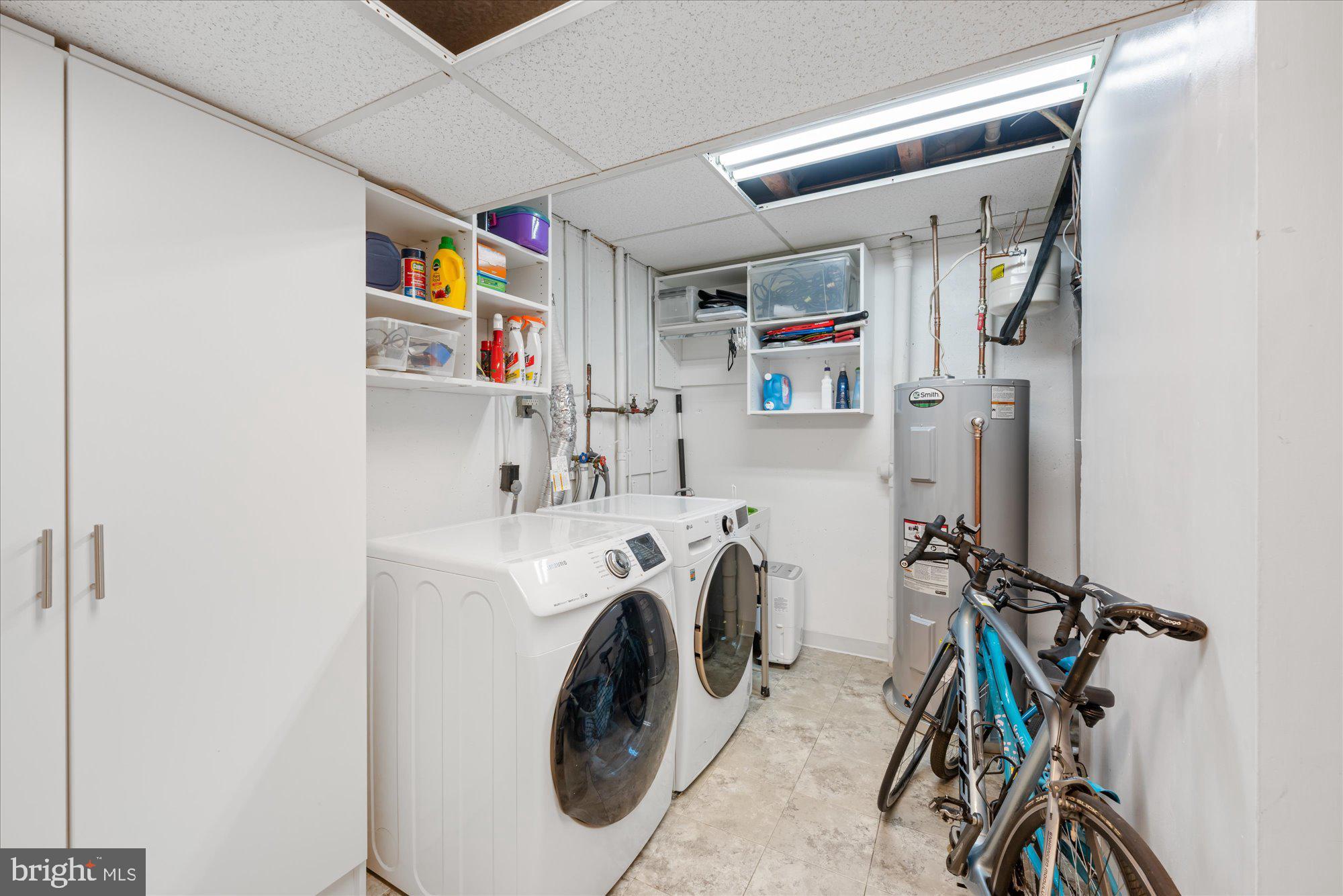 4357 Embassy Park Dr NW