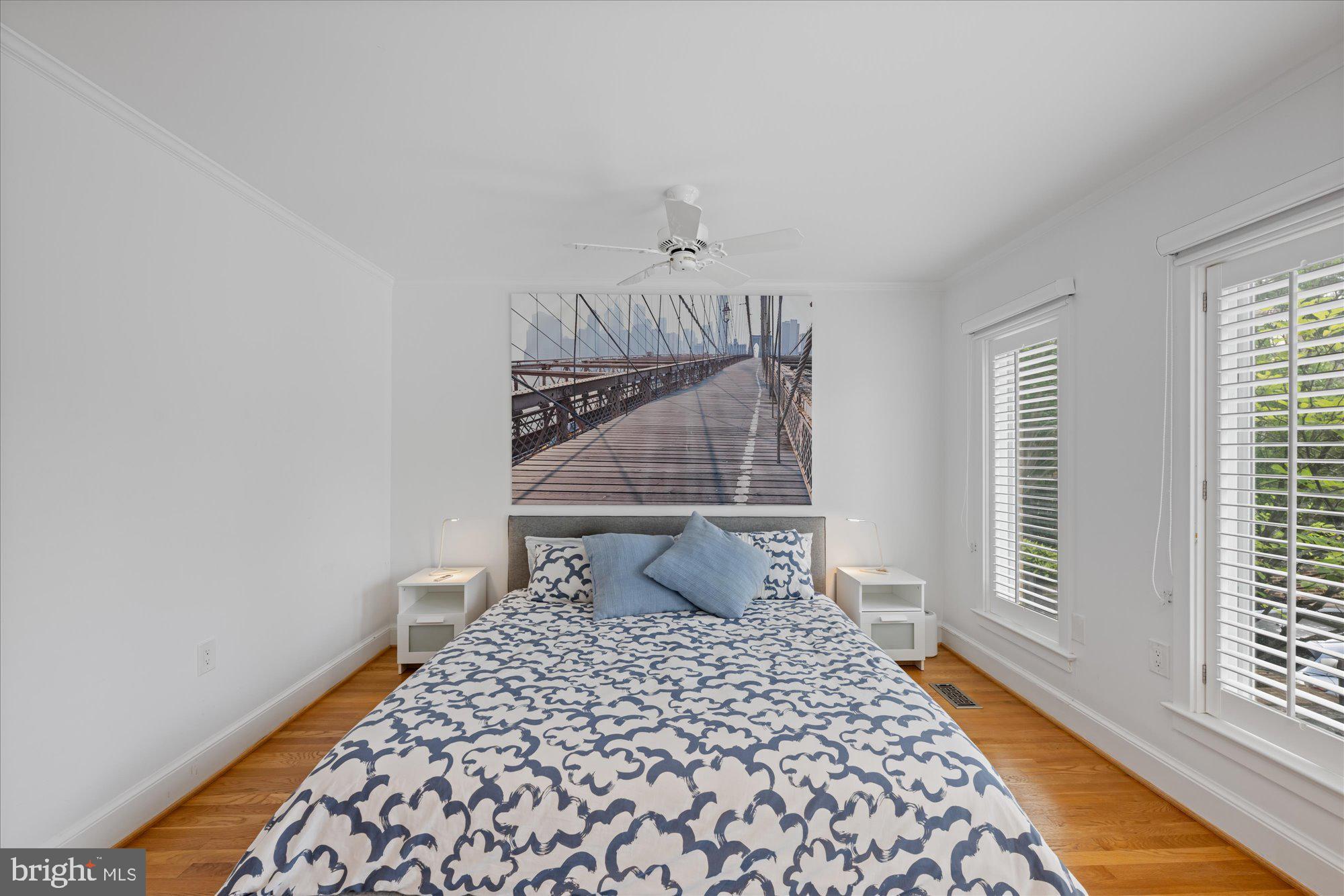 4357 Embassy Park Dr NW