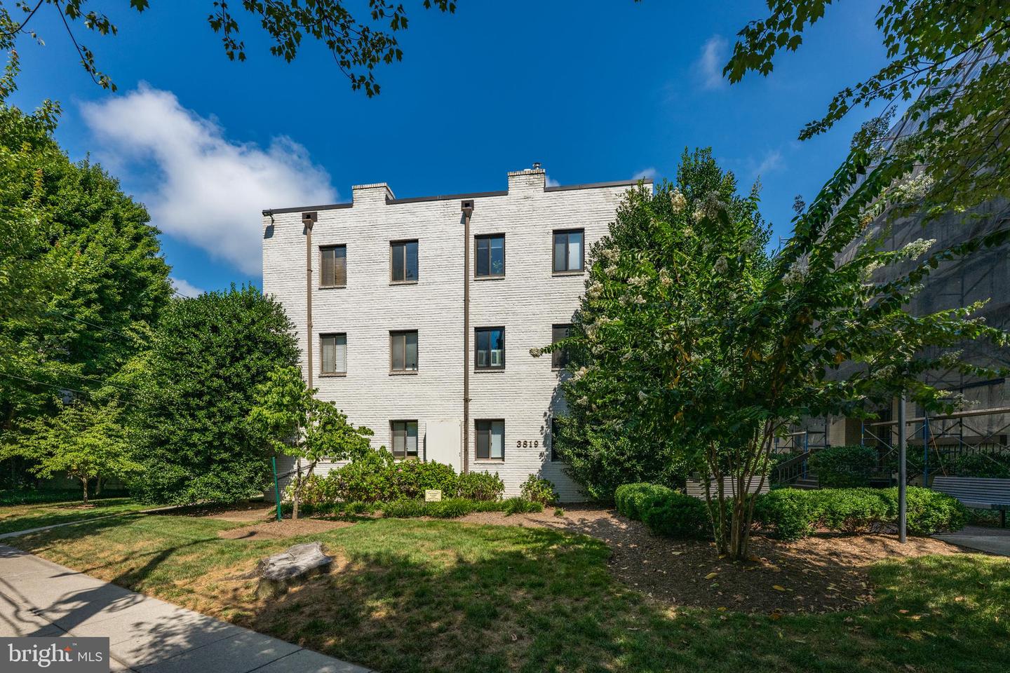 3819 Davis Pl NW #4