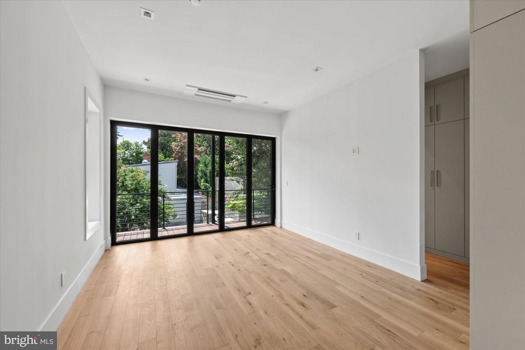 3336 P STREET NW #2