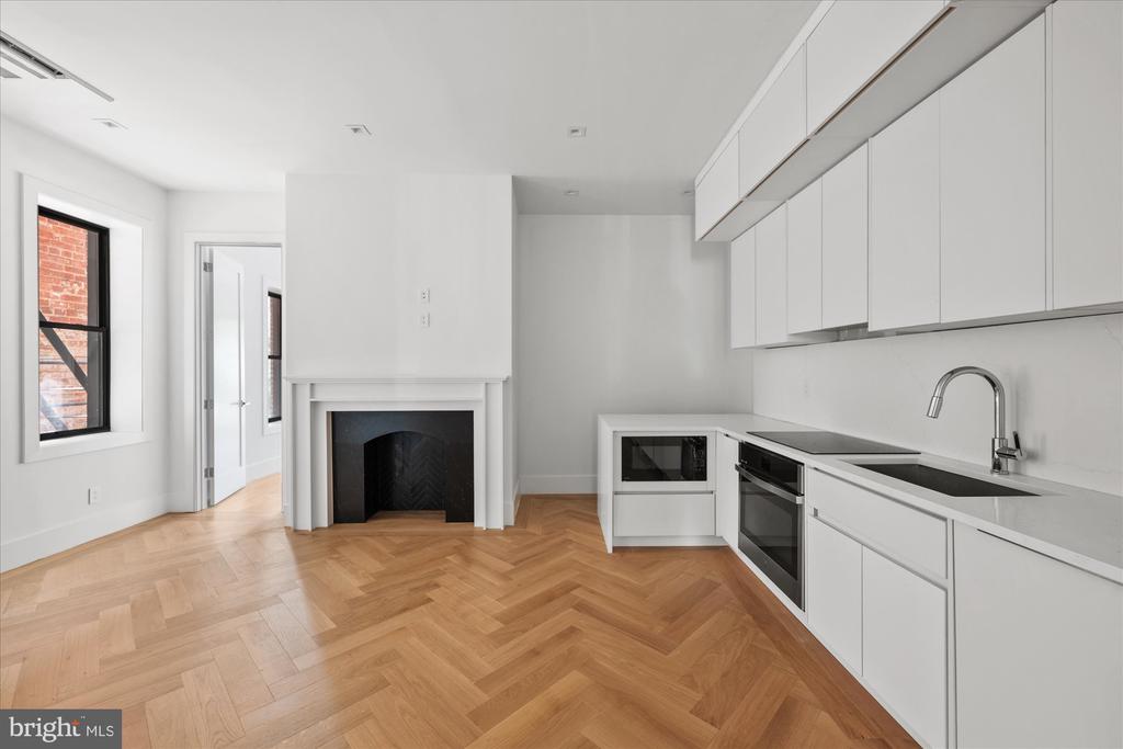 3336 P STREET NW #2