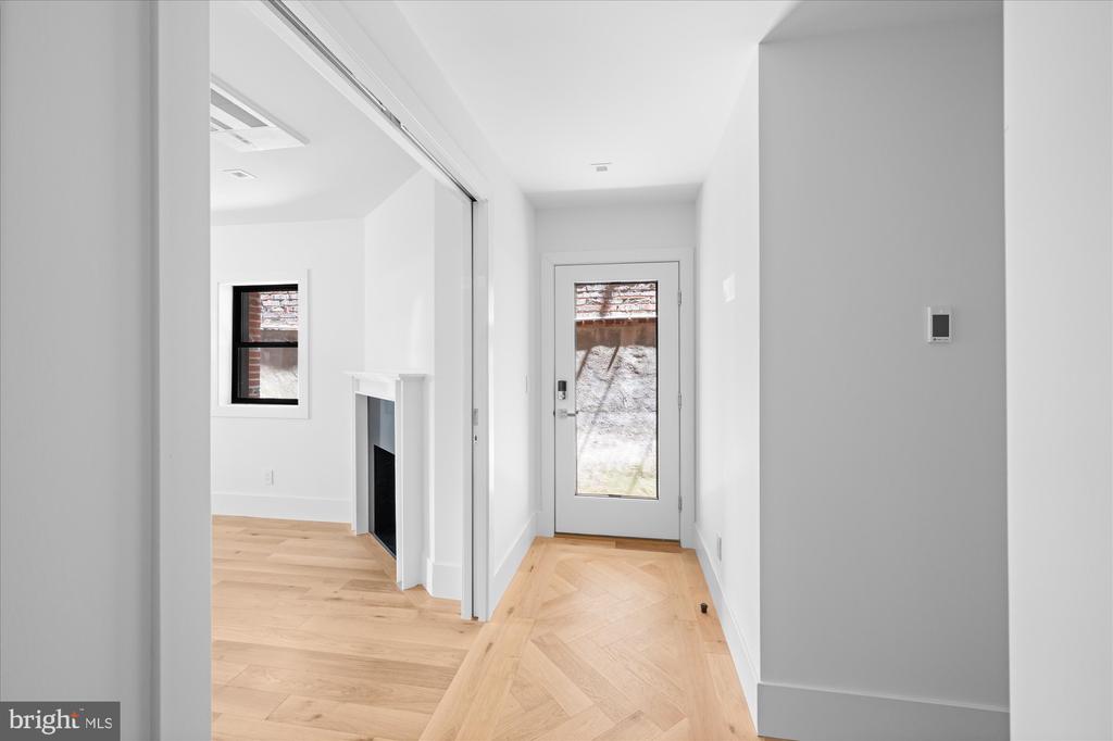 3336 P ST NW #1