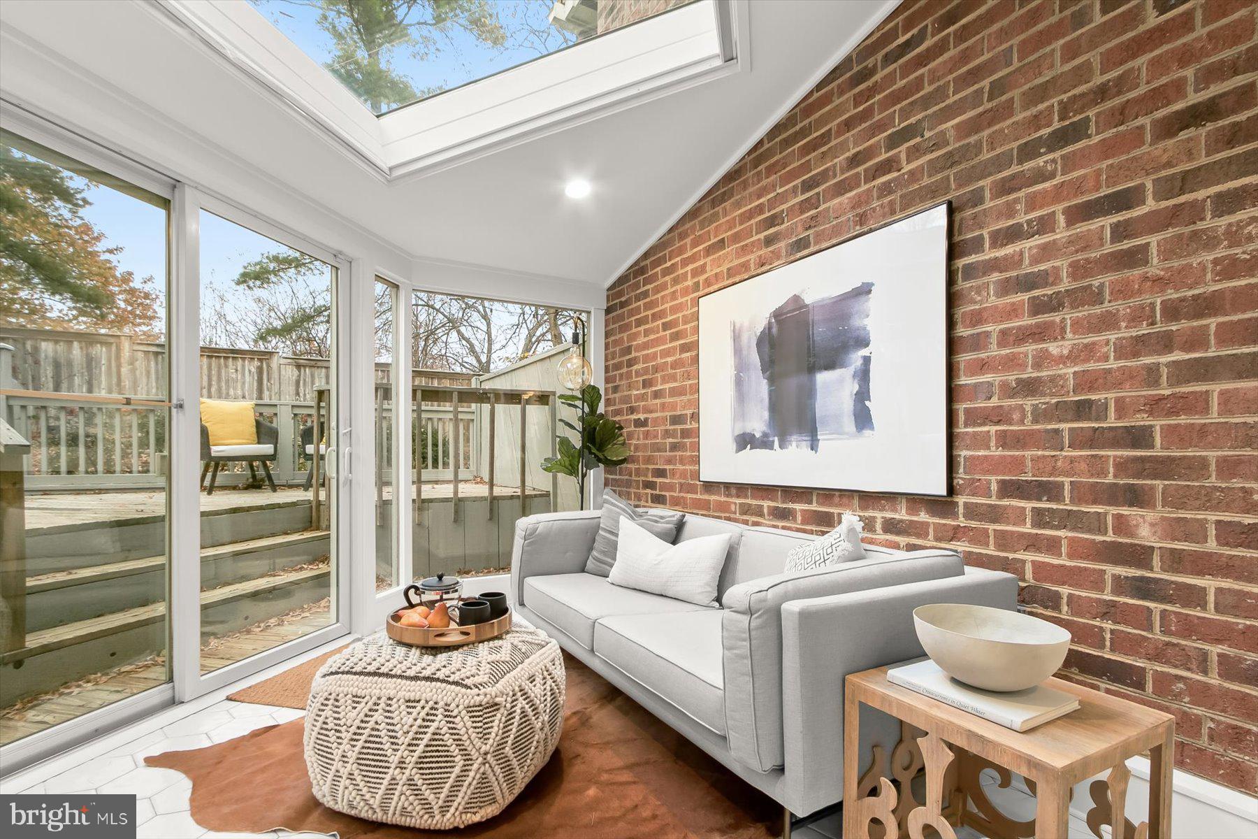 4297 EMBASSY PARK DRIVE NW