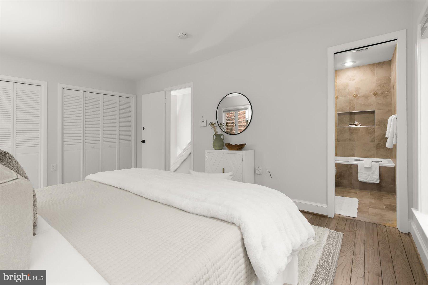 4297 EMBASSY PARK DRIVE NW