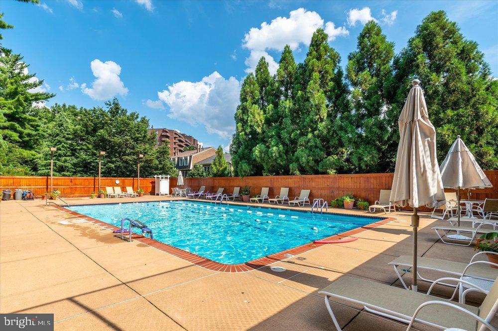 4297 EMBASSY PARK DRIVE NW