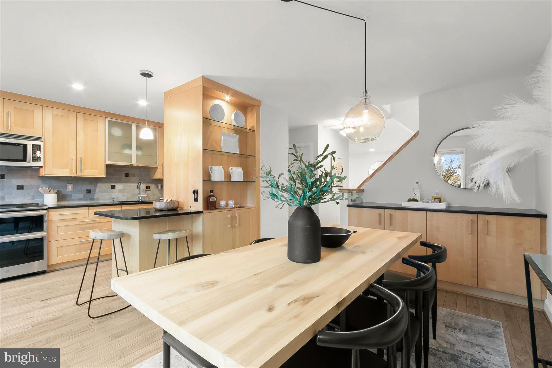 4297 EMBASSY PARK DRIVE NW