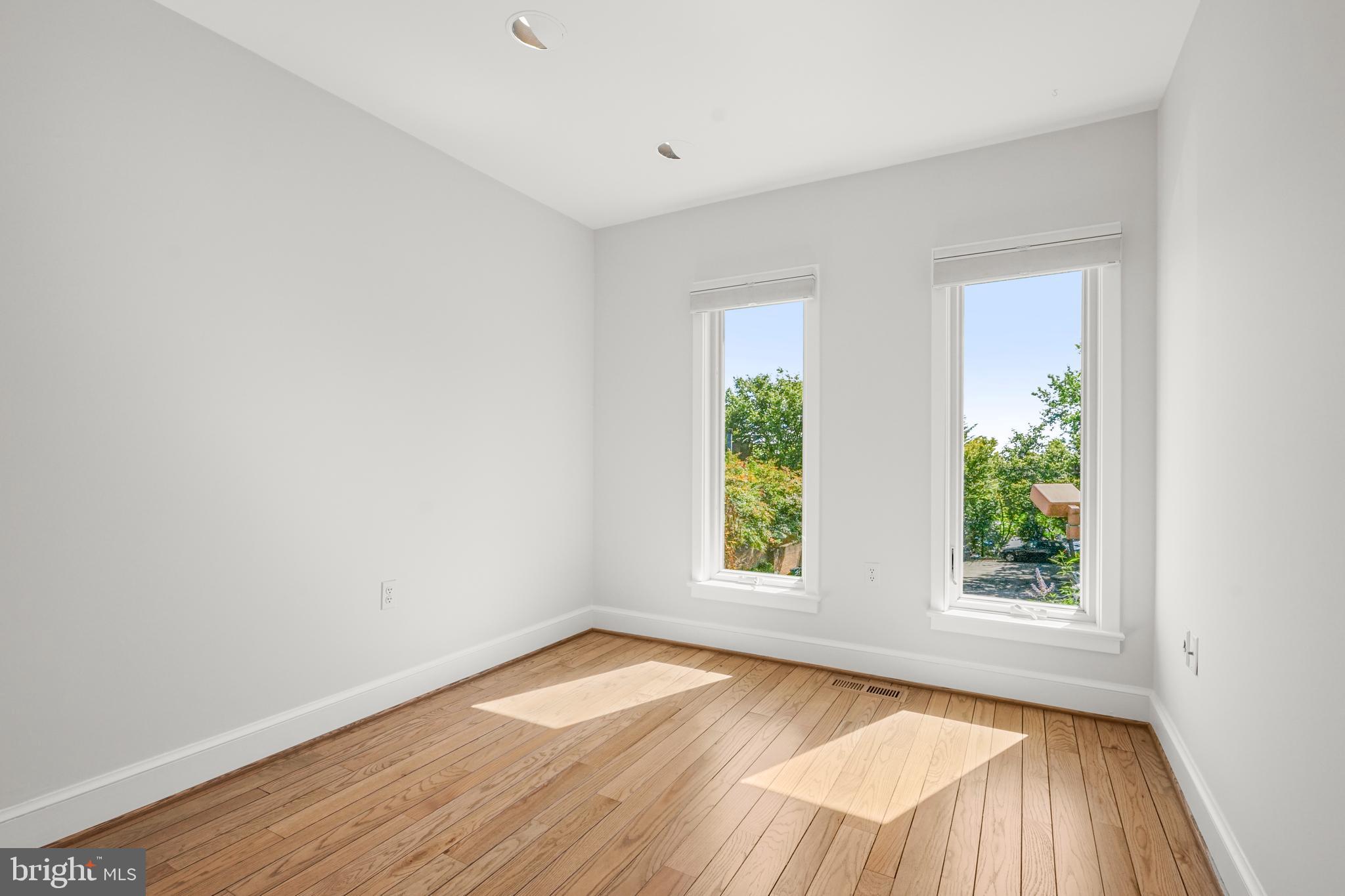 4297 EMBASSY PARK DRIVE NW