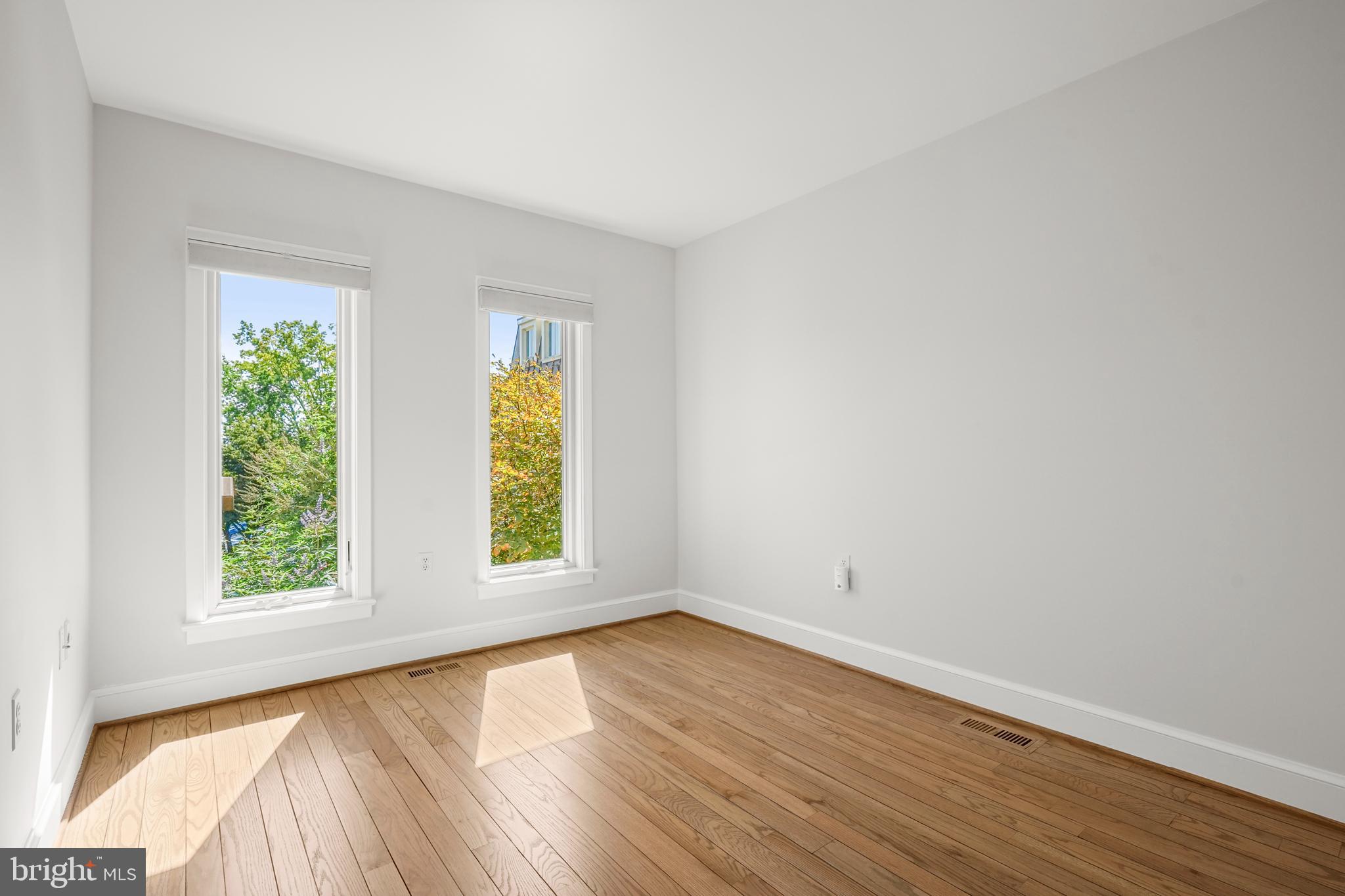 4297 EMBASSY PARK DRIVE NW