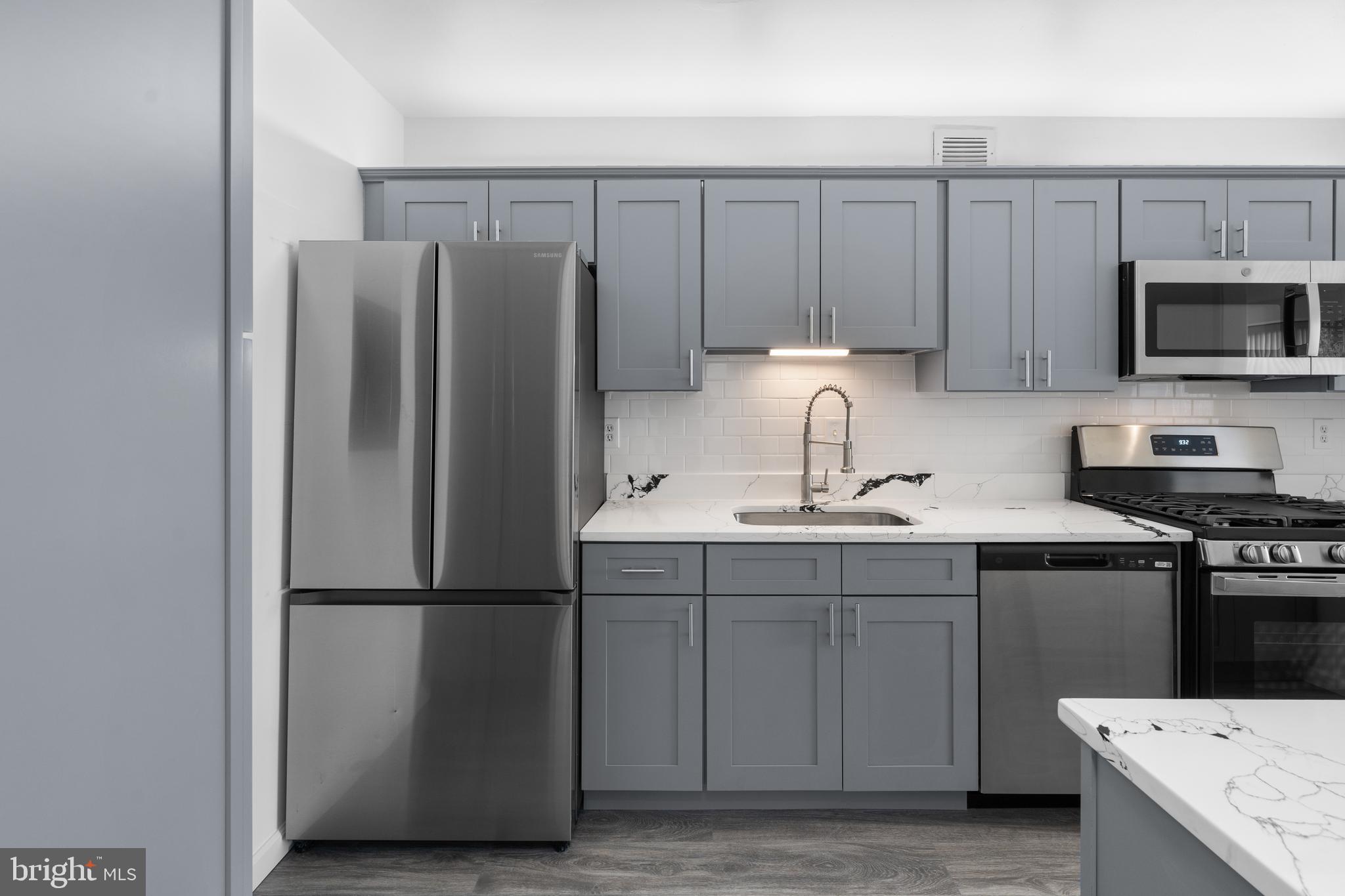 4515 Willard Ave #2212s