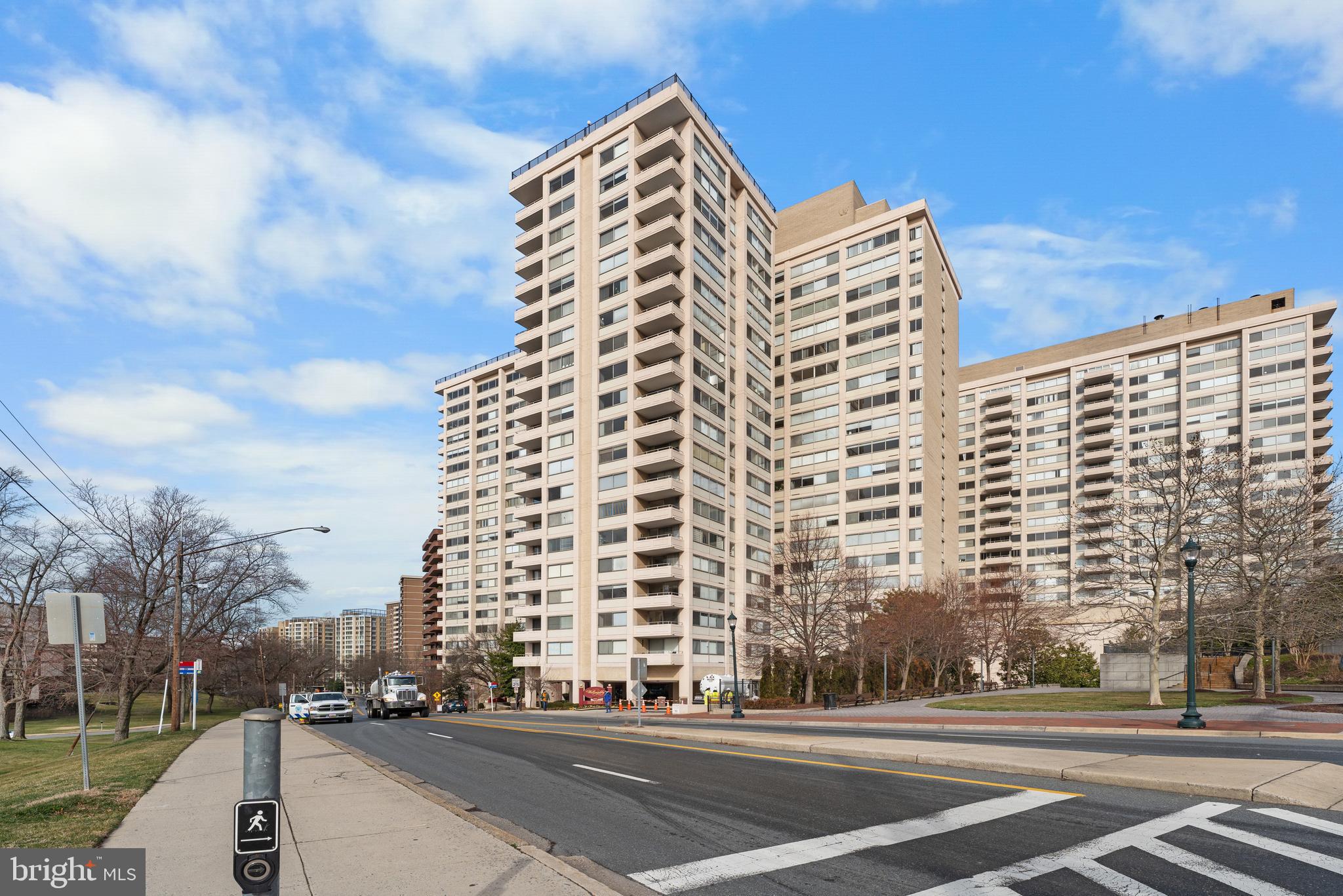 4515 Willard Ave #2212s