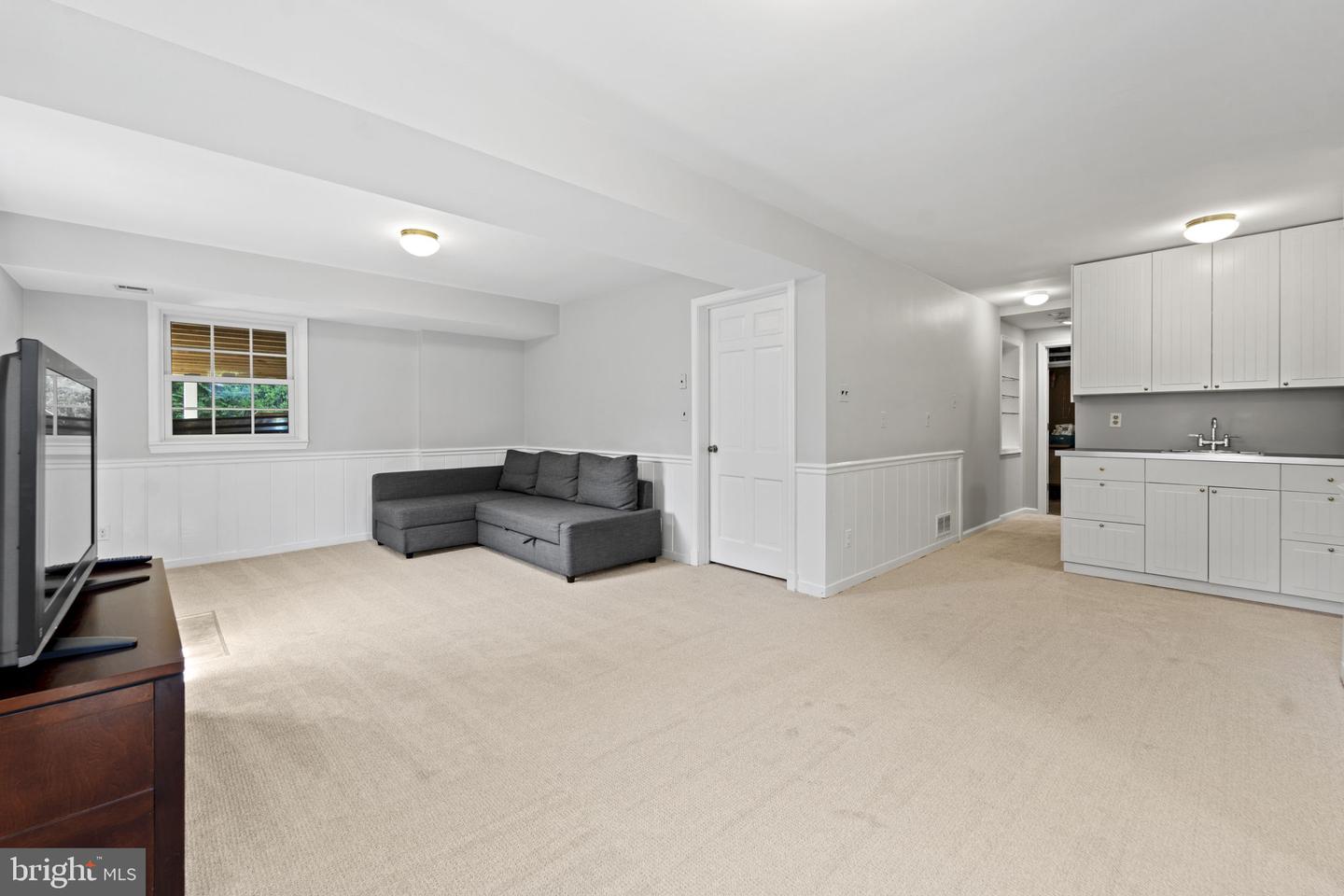 7806 Fulbright Ct