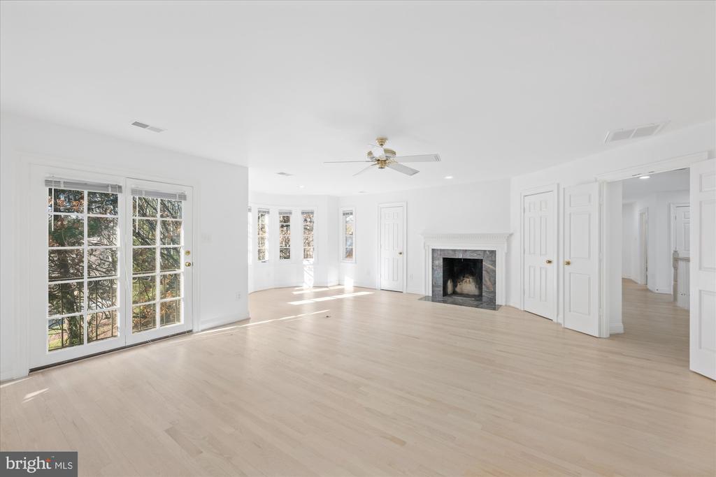 7902 SANDALFOOT DR