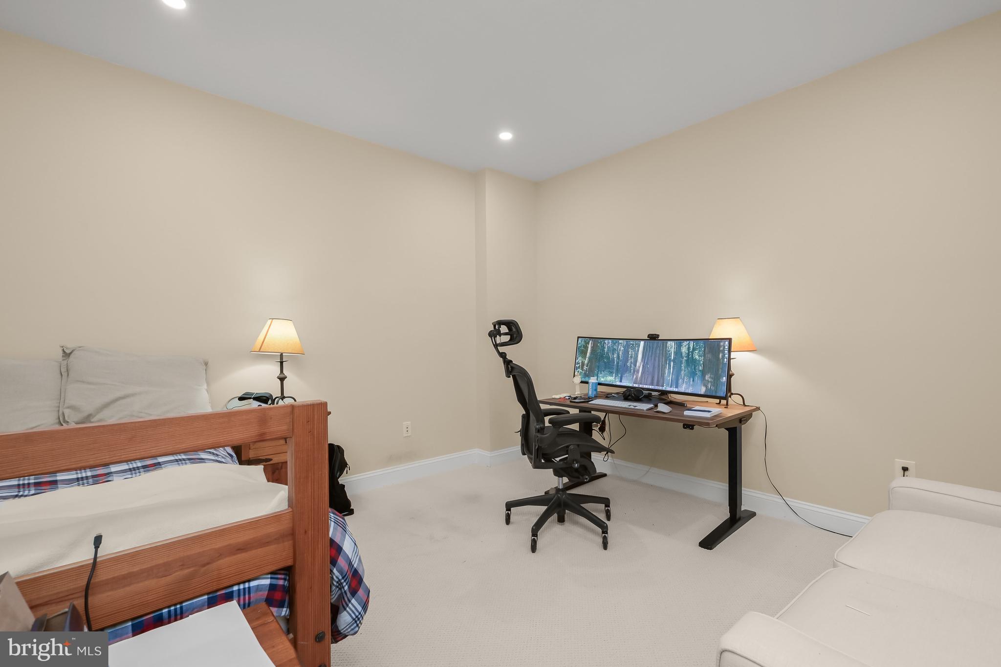 7307 BANNOCKBURN RIDGE COURT