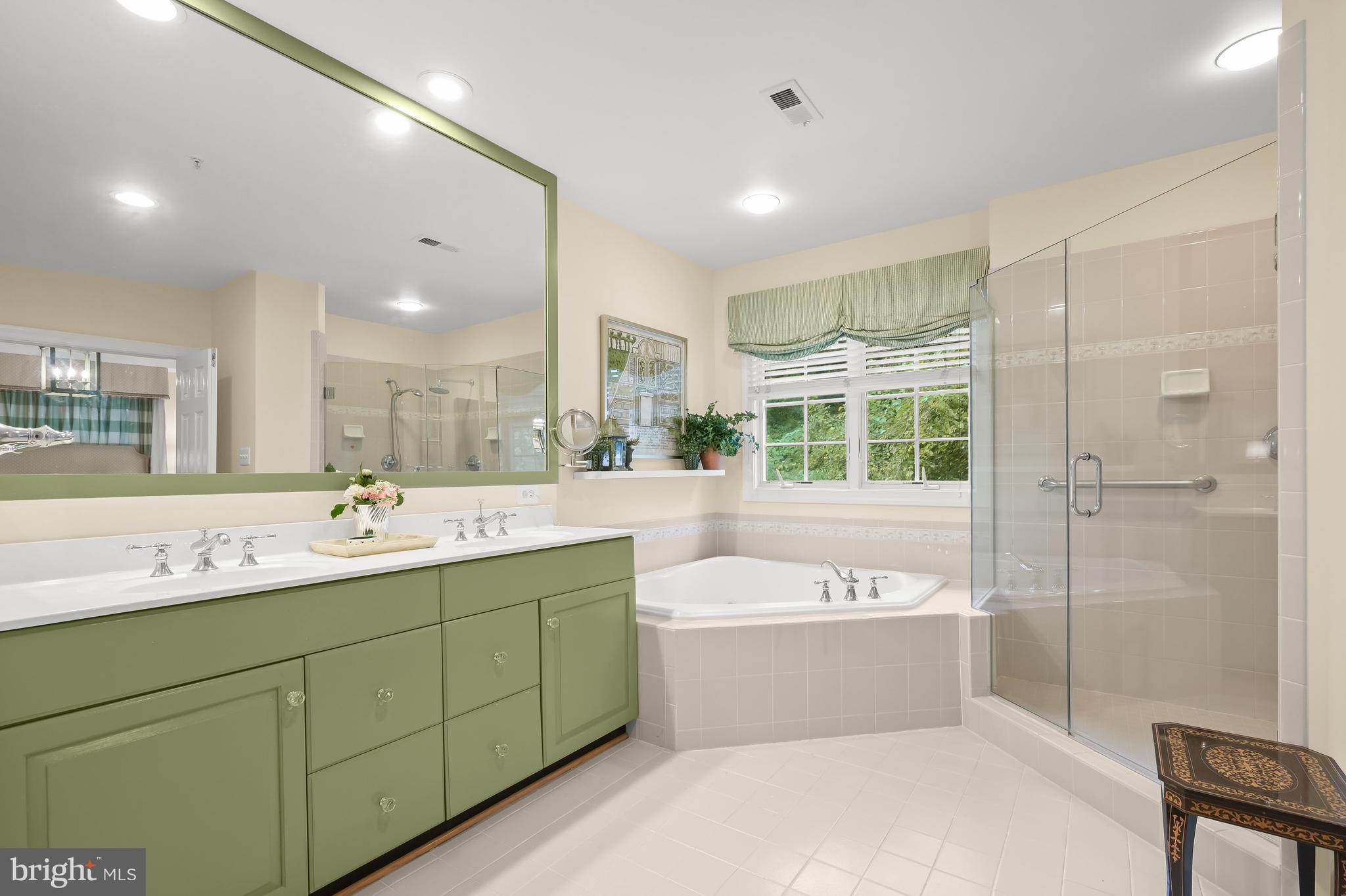 7307 BANNOCKBURN RIDGE COURT