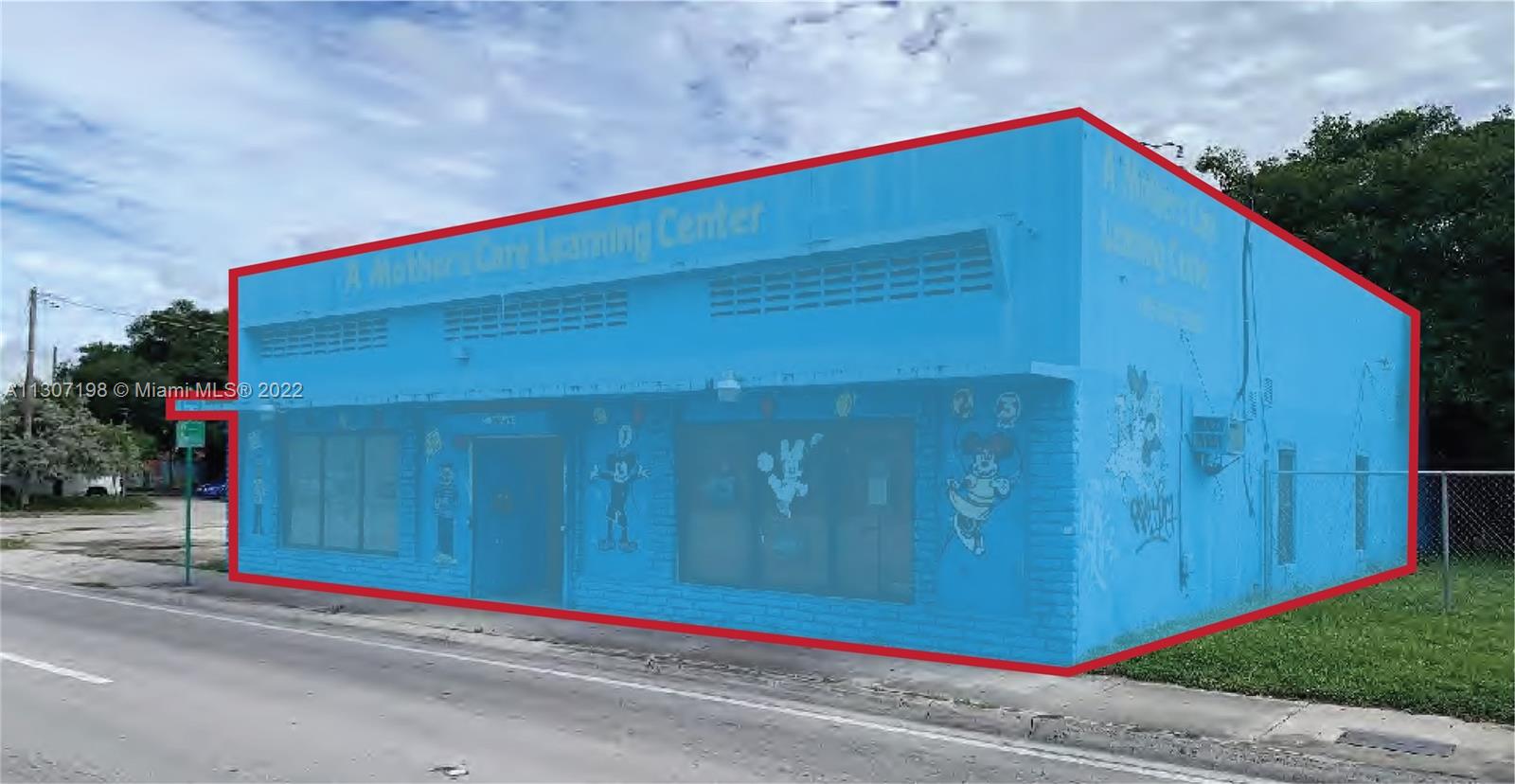 5861 NW 17th Ave