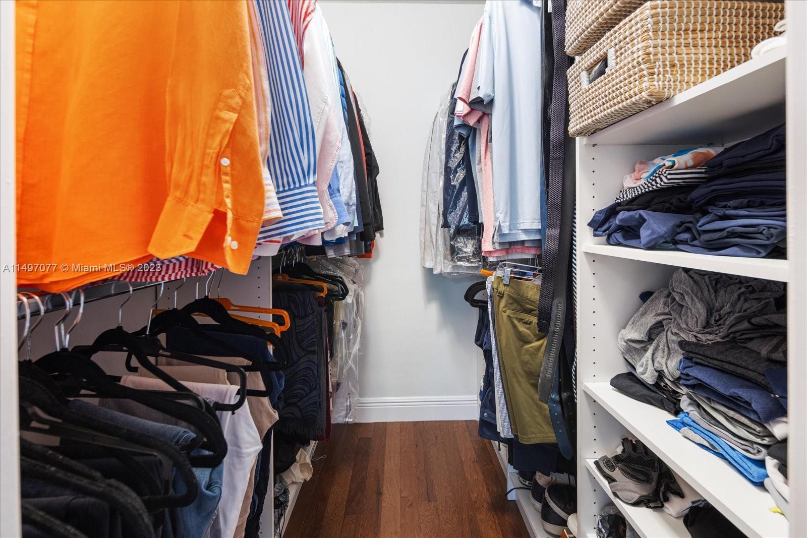 647 Velarde Ave