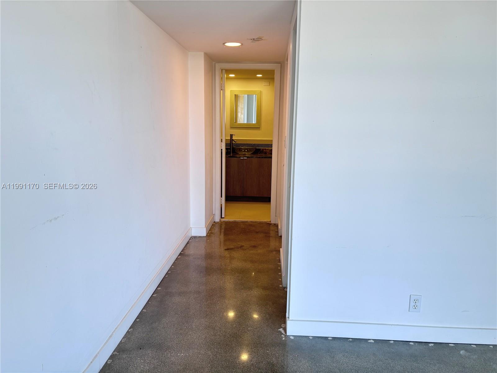 400 S Pointe Dr # 408