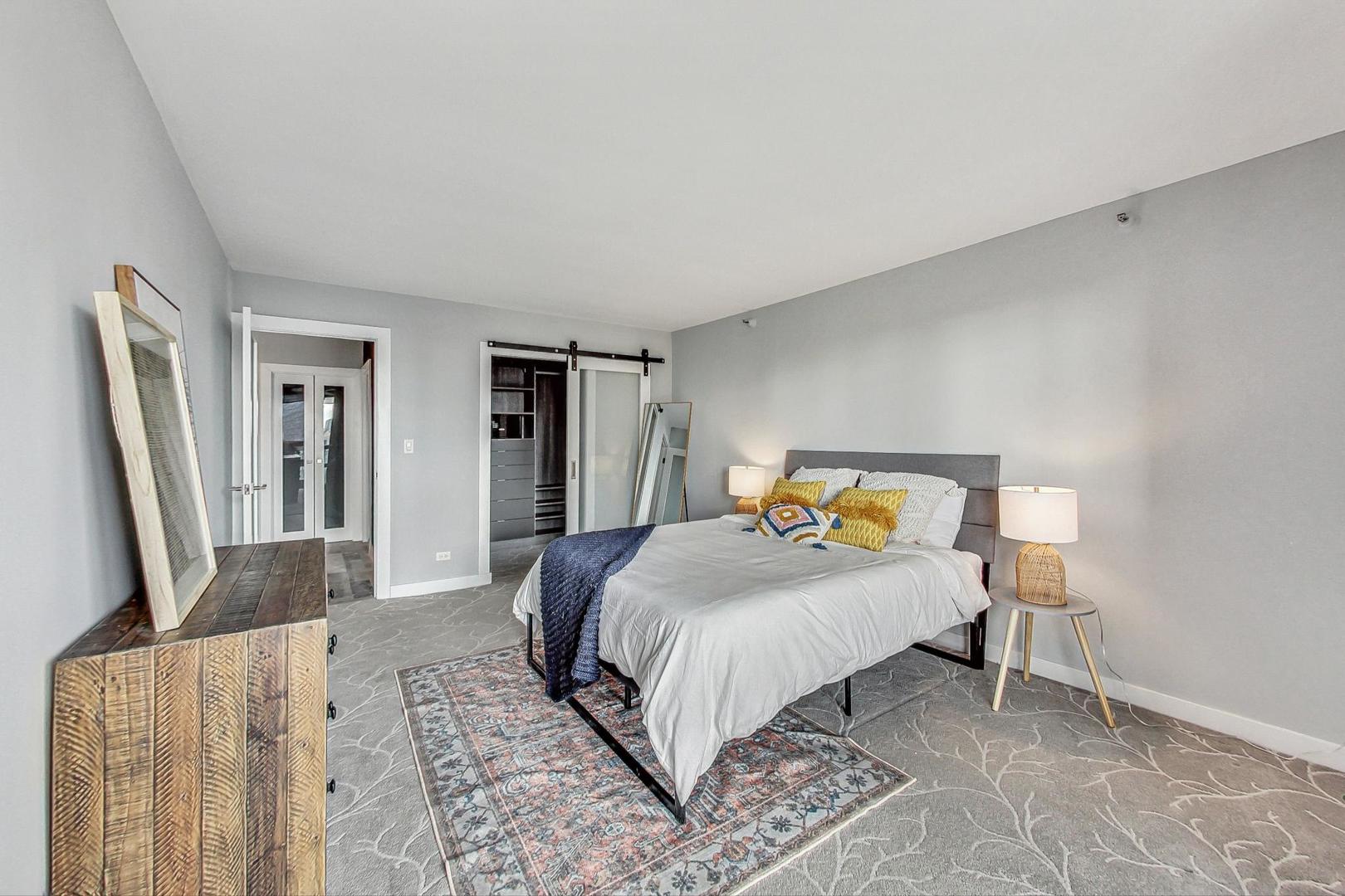 10 E Ontario Street Unit: 4803