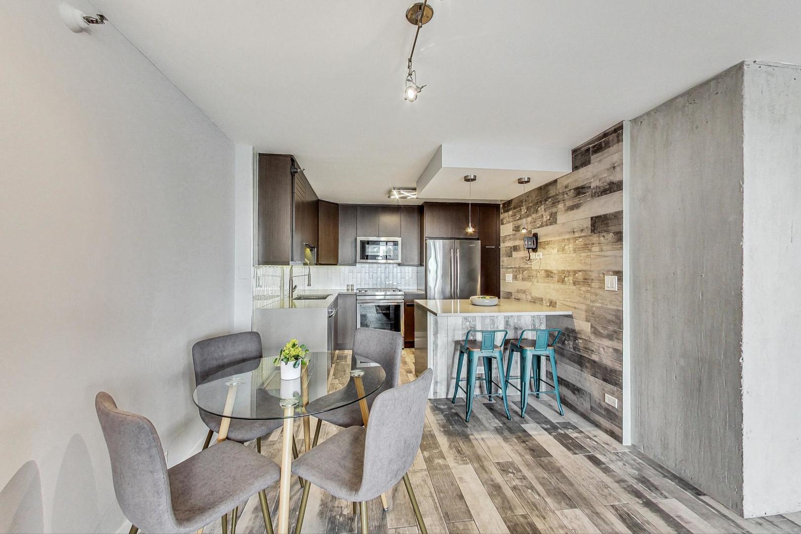 10 E Ontario Street Unit: 4803