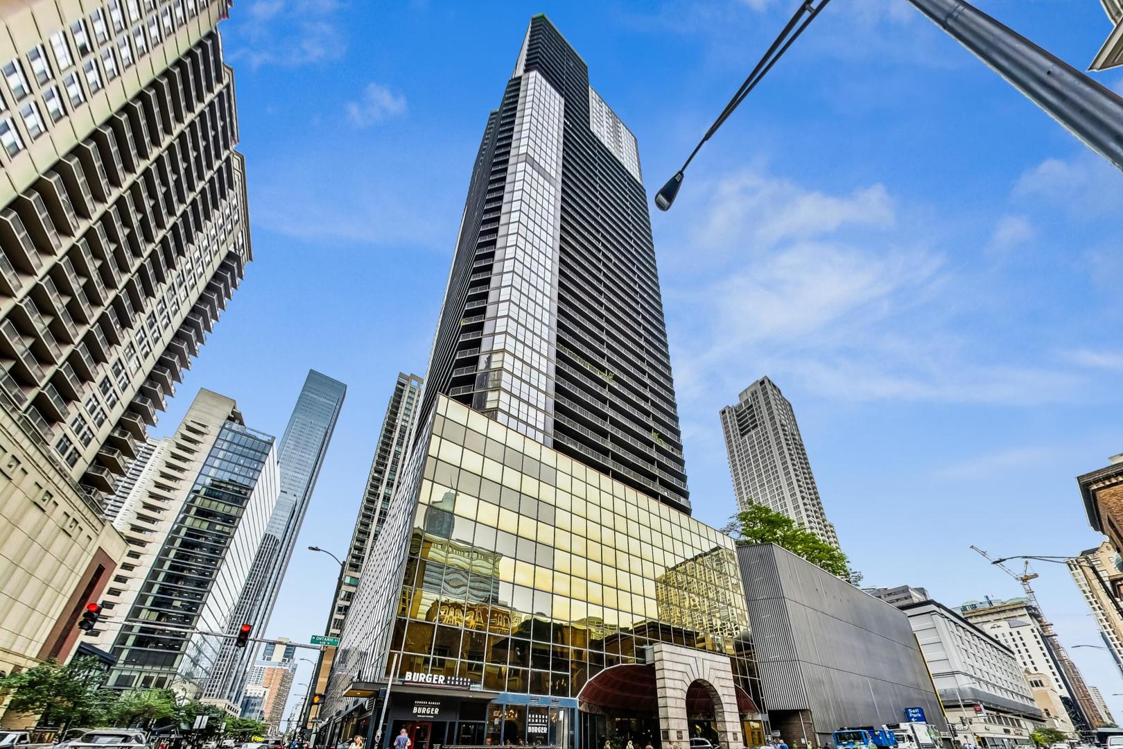 10 E Ontario Street Unit: 4803