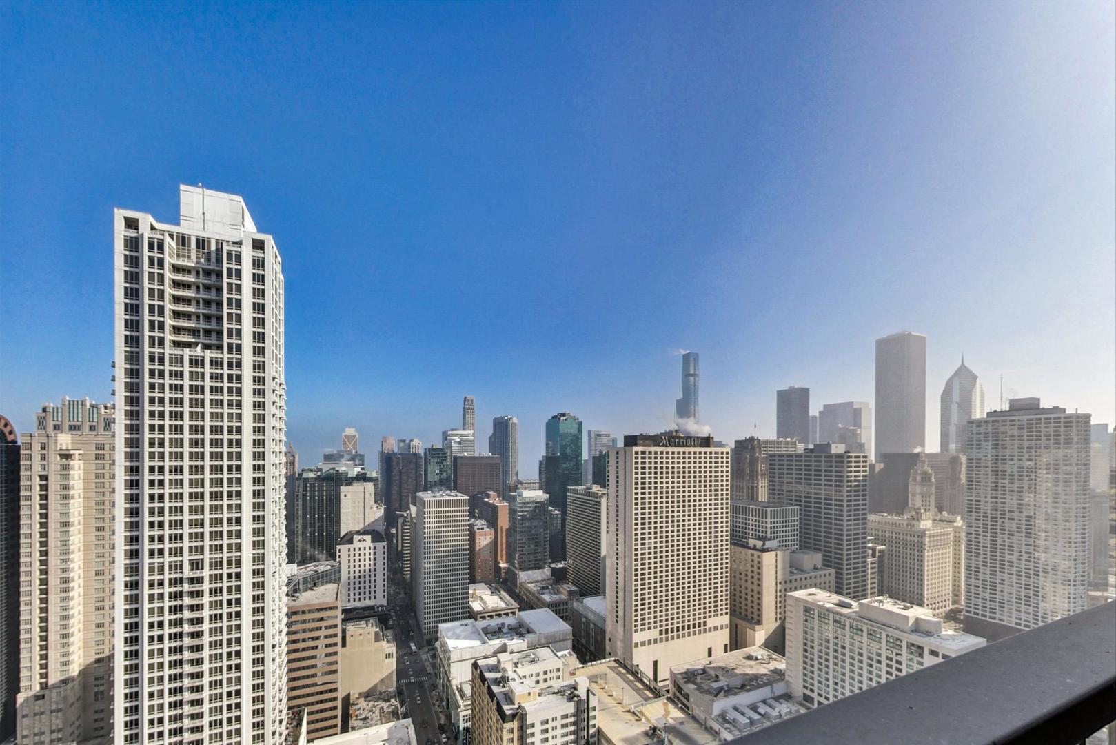 10 E Ontario Street Unit: 4701