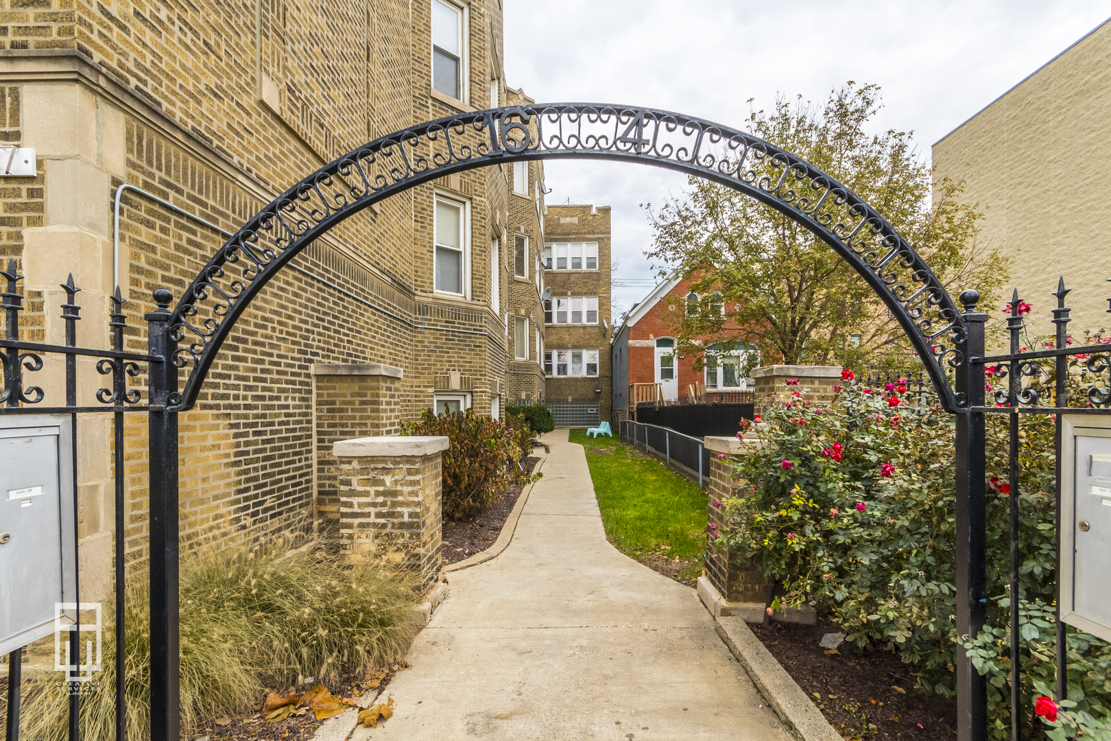 1645 S CALIFORNIA Avenue Unit: 3A