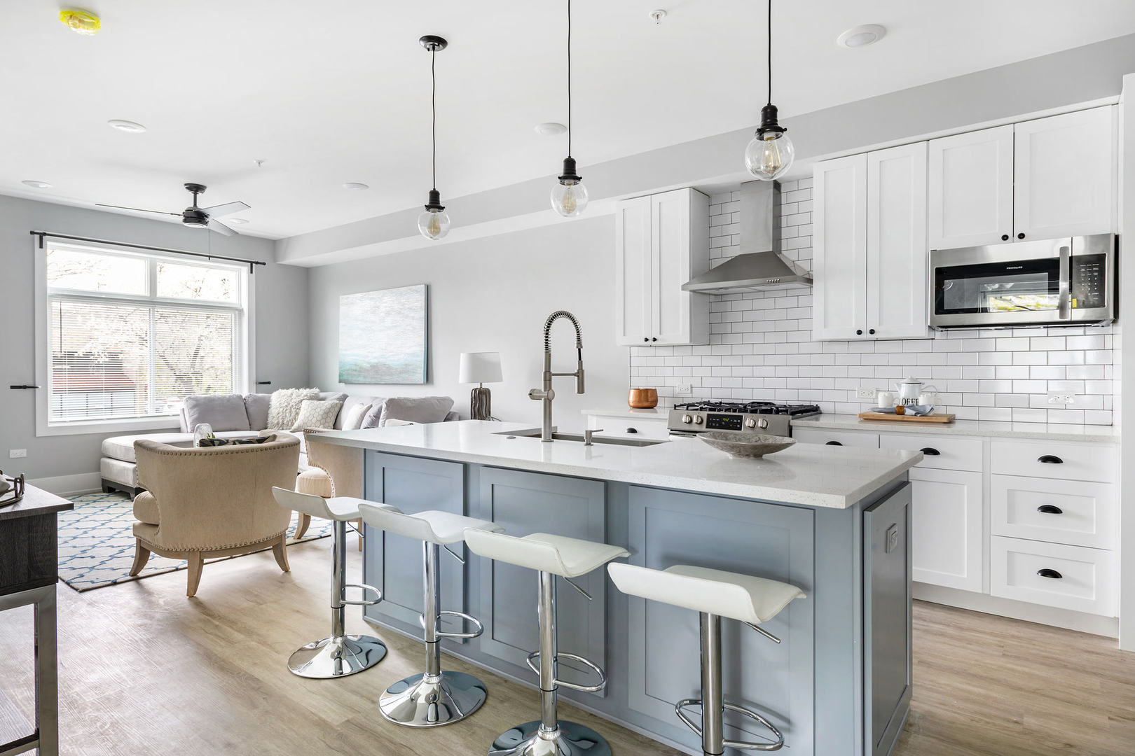 504 Lyman Avenue Unit: 306