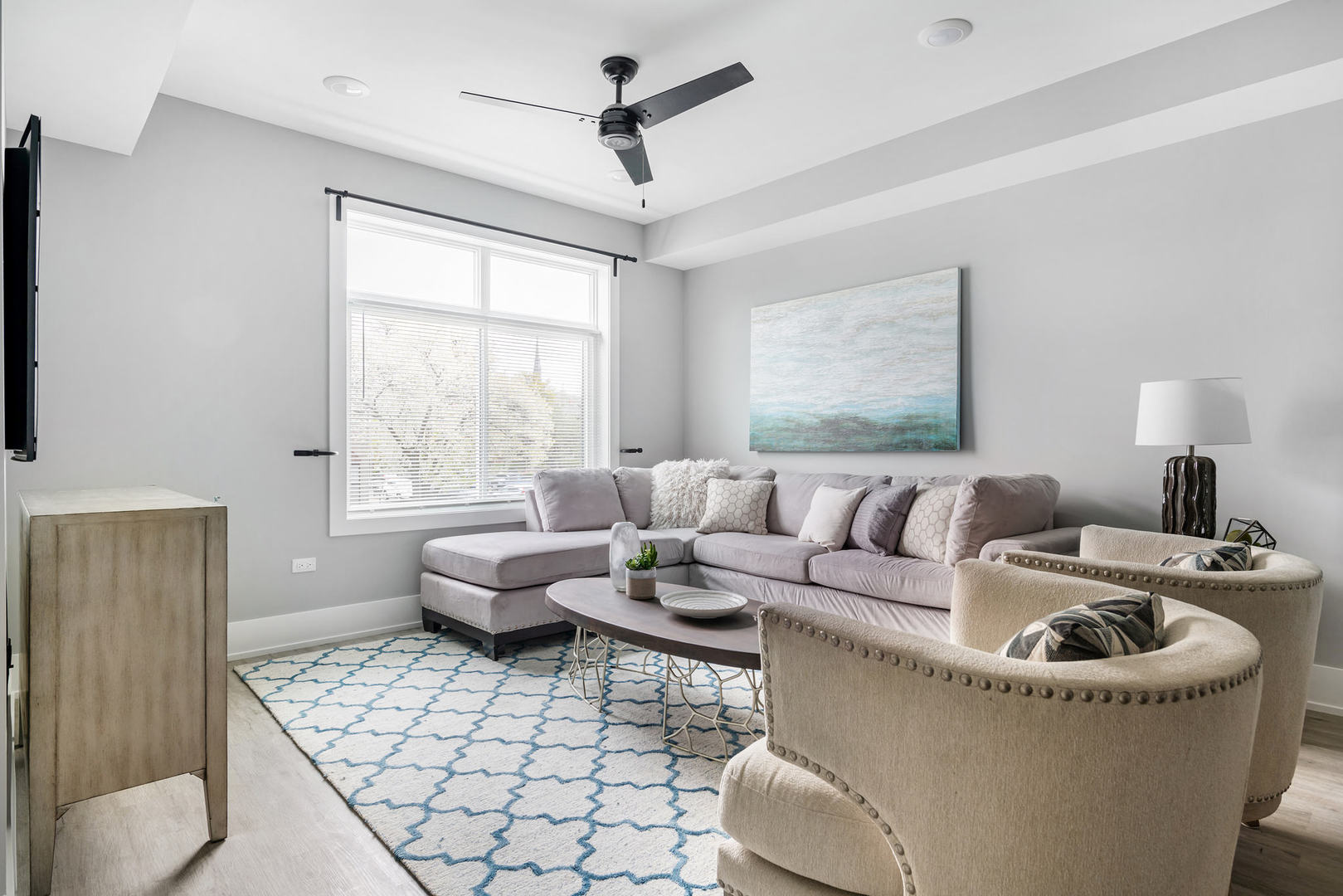 504 Lyman Avenue Unit: 306