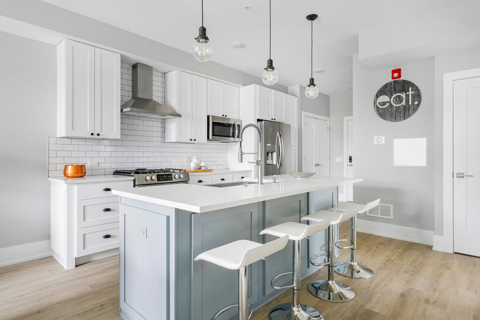 504 Lyman Avenue Unit: 306