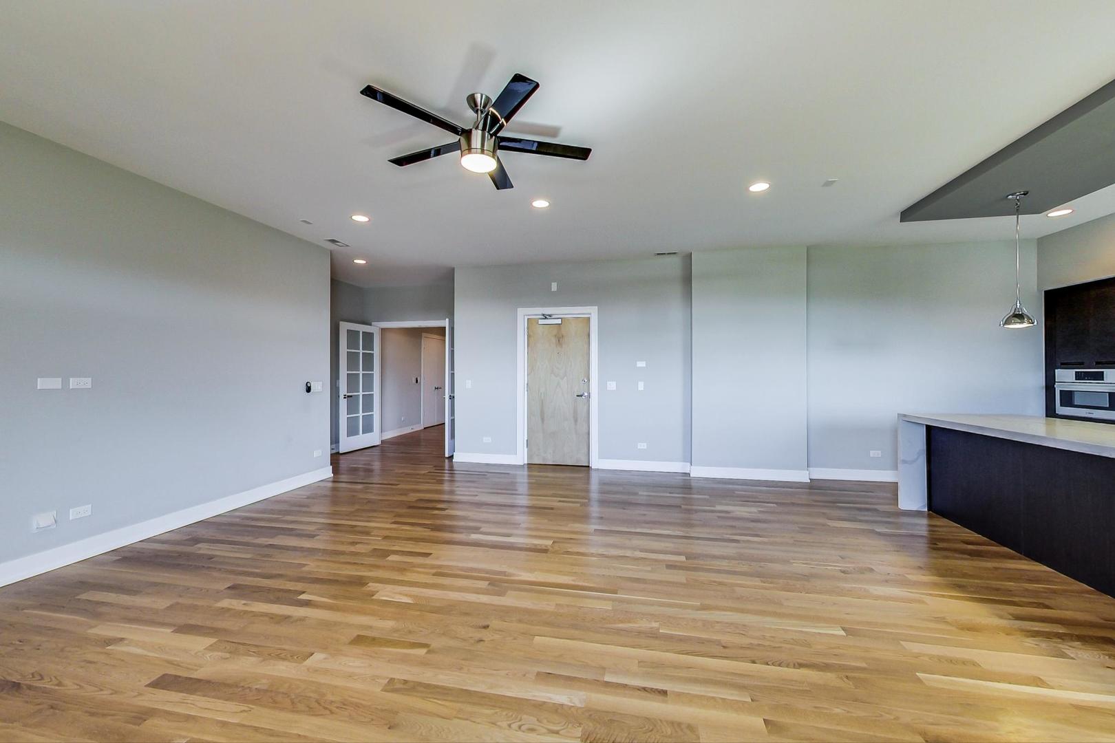 1317 N Larrabee Street Unit: 404