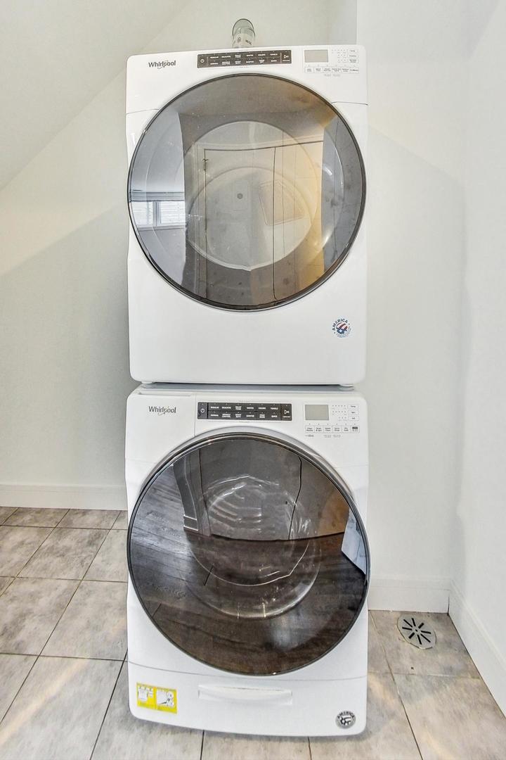 1328 W Hubbard Street Unit: 1