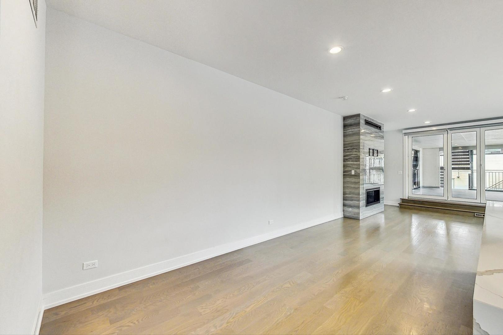 1328 W Hubbard Street Unit: 1