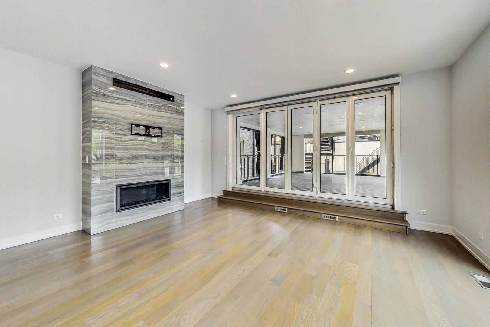 1328 W Hubbard Street Unit: 1