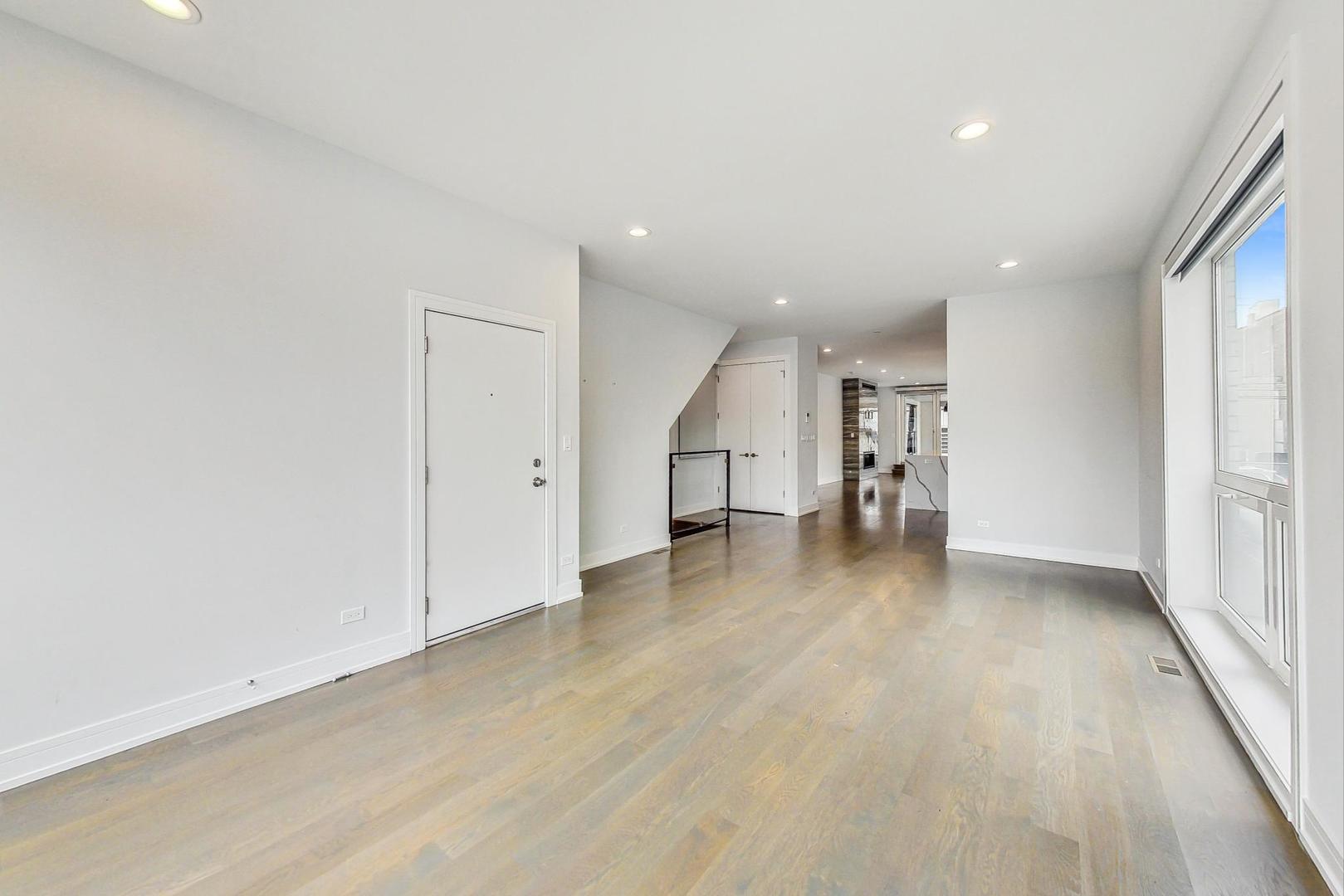 1328 W Hubbard Street Unit: 1