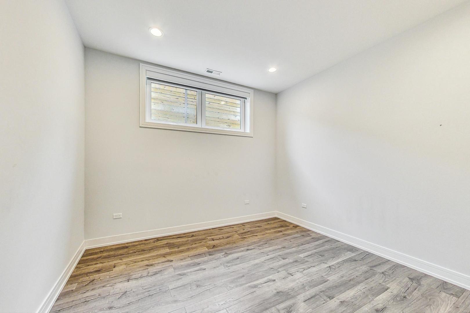 1328 W Hubbard Street Unit: 1