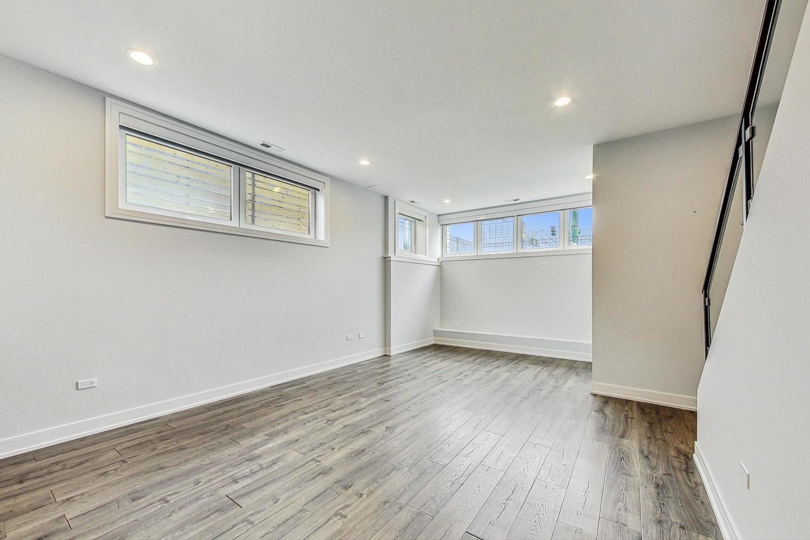 1328 W Hubbard Street Unit: 1