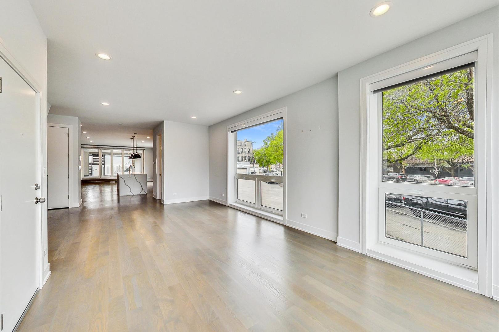 1328 W Hubbard Street Unit: 1