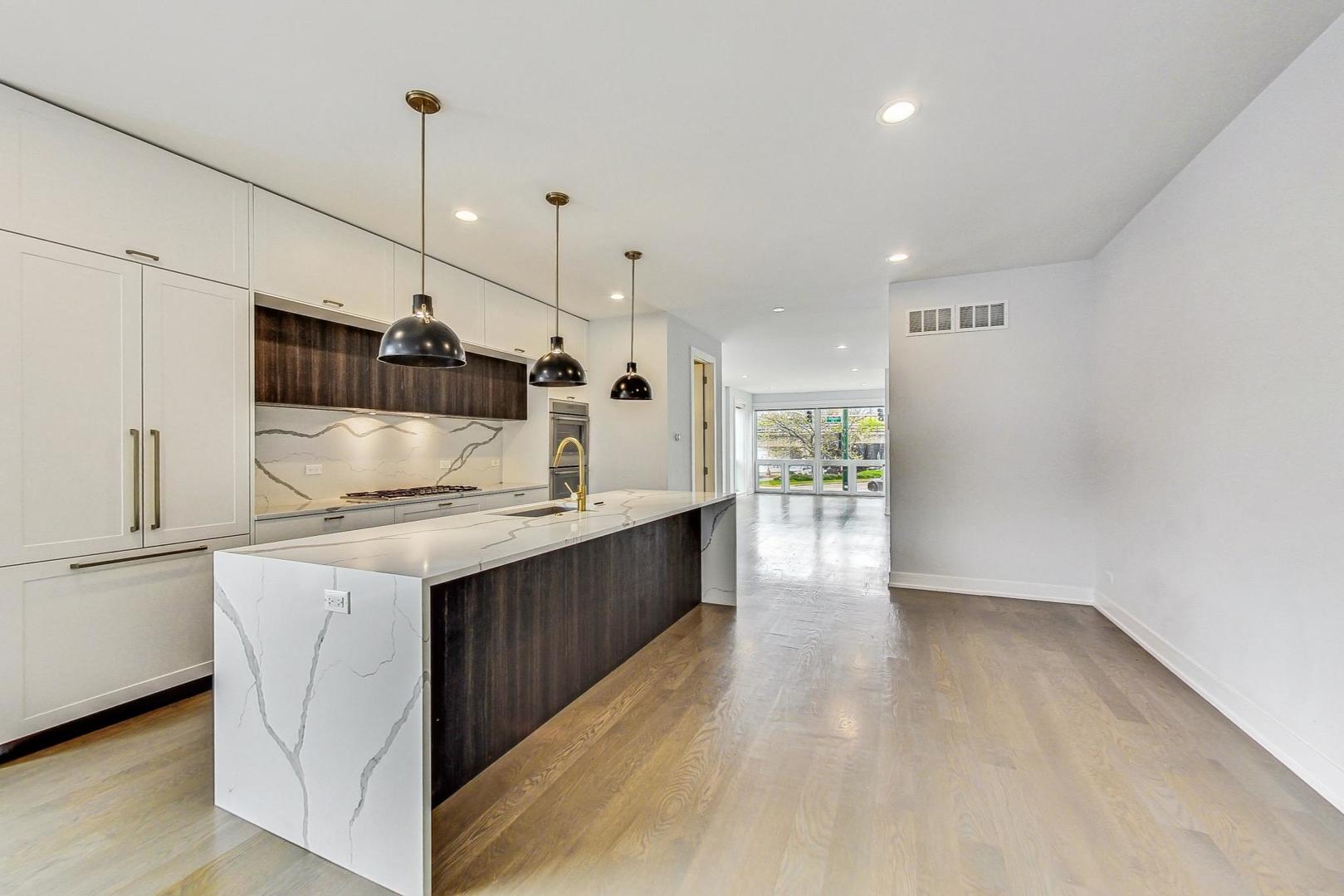 1328 W Hubbard Street Unit: 1