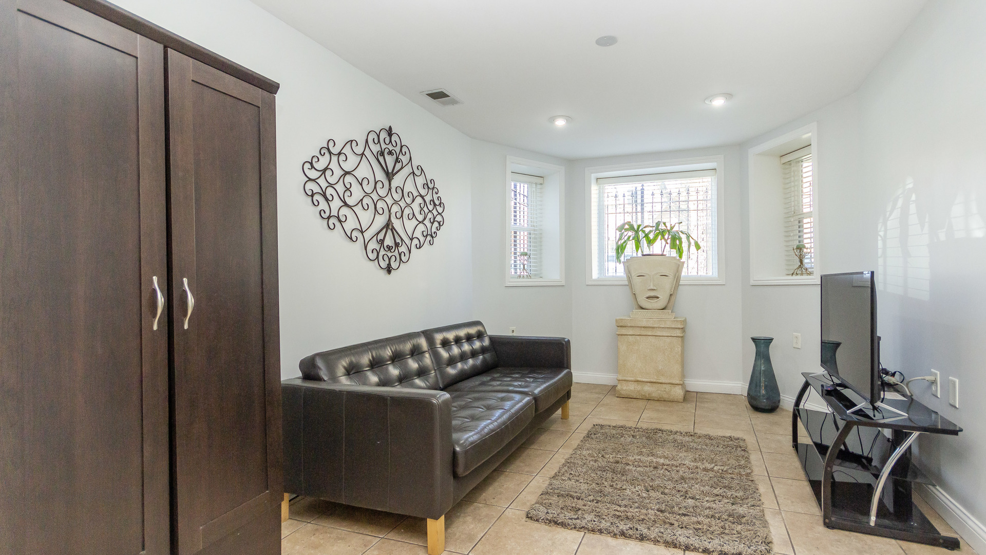 3227 W Beach Avenue Unit: G