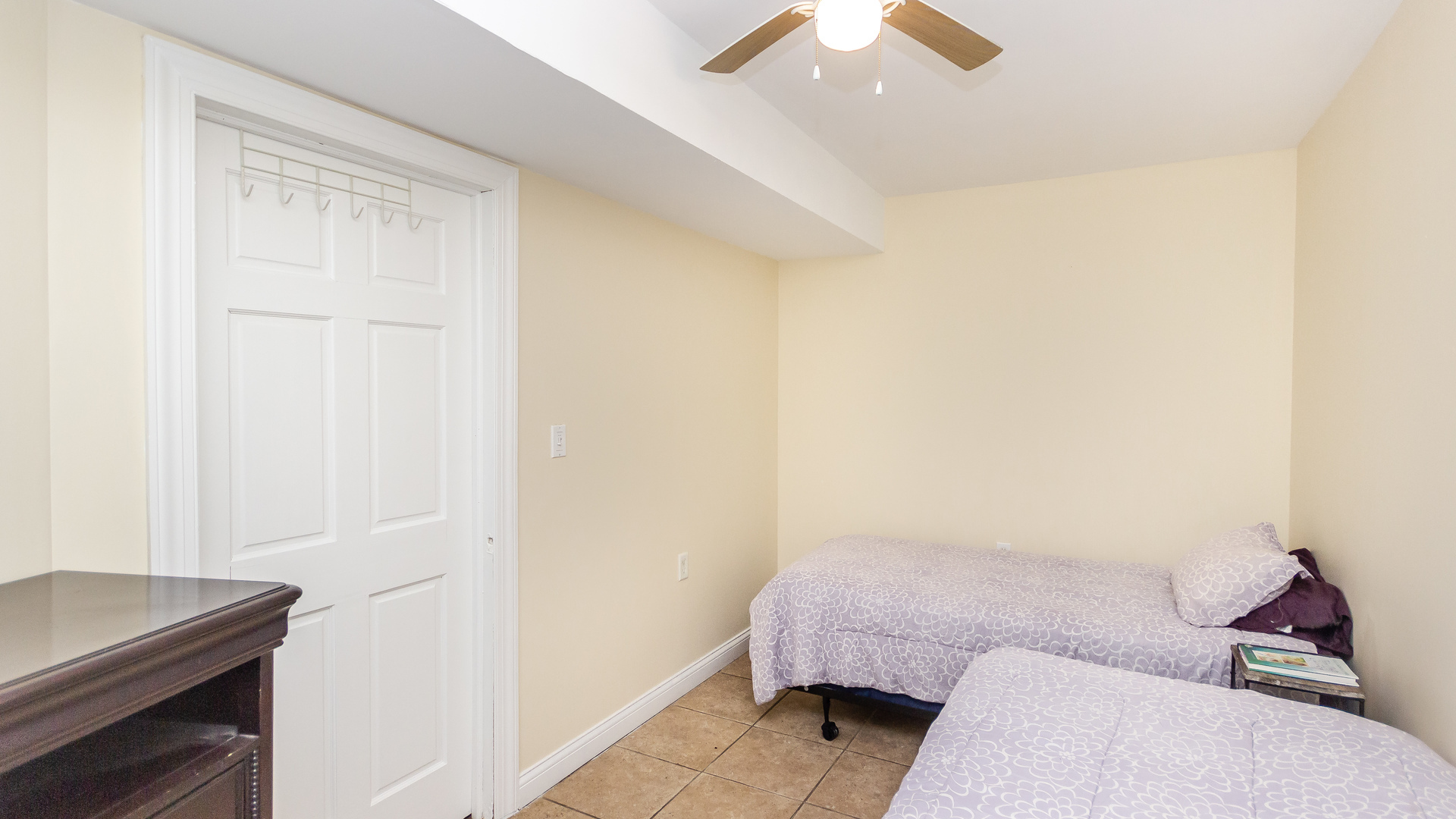 3227 W Beach Avenue Unit: G