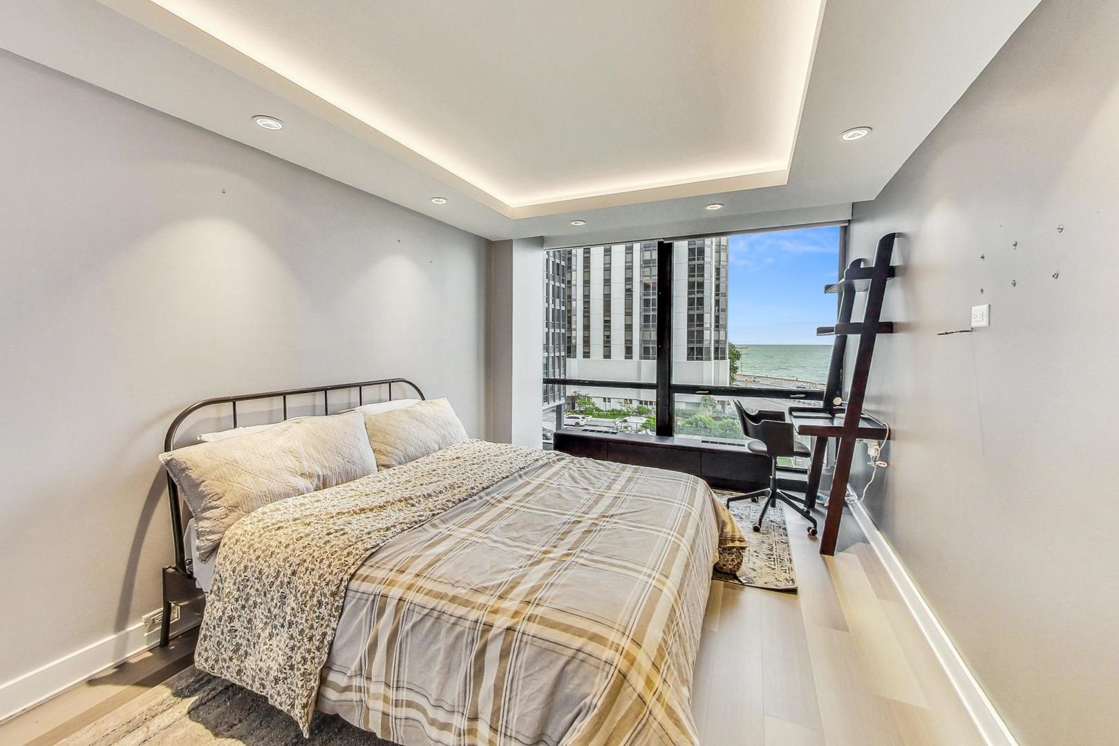 900 N LAKE SHORE Drive Unit: 509
