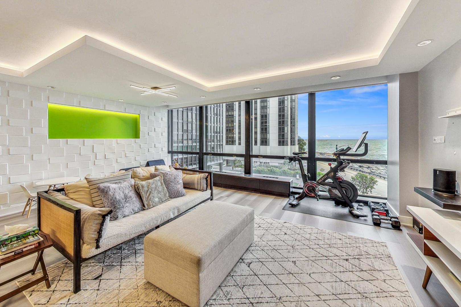 900 N LAKE SHORE Drive Unit: 509
