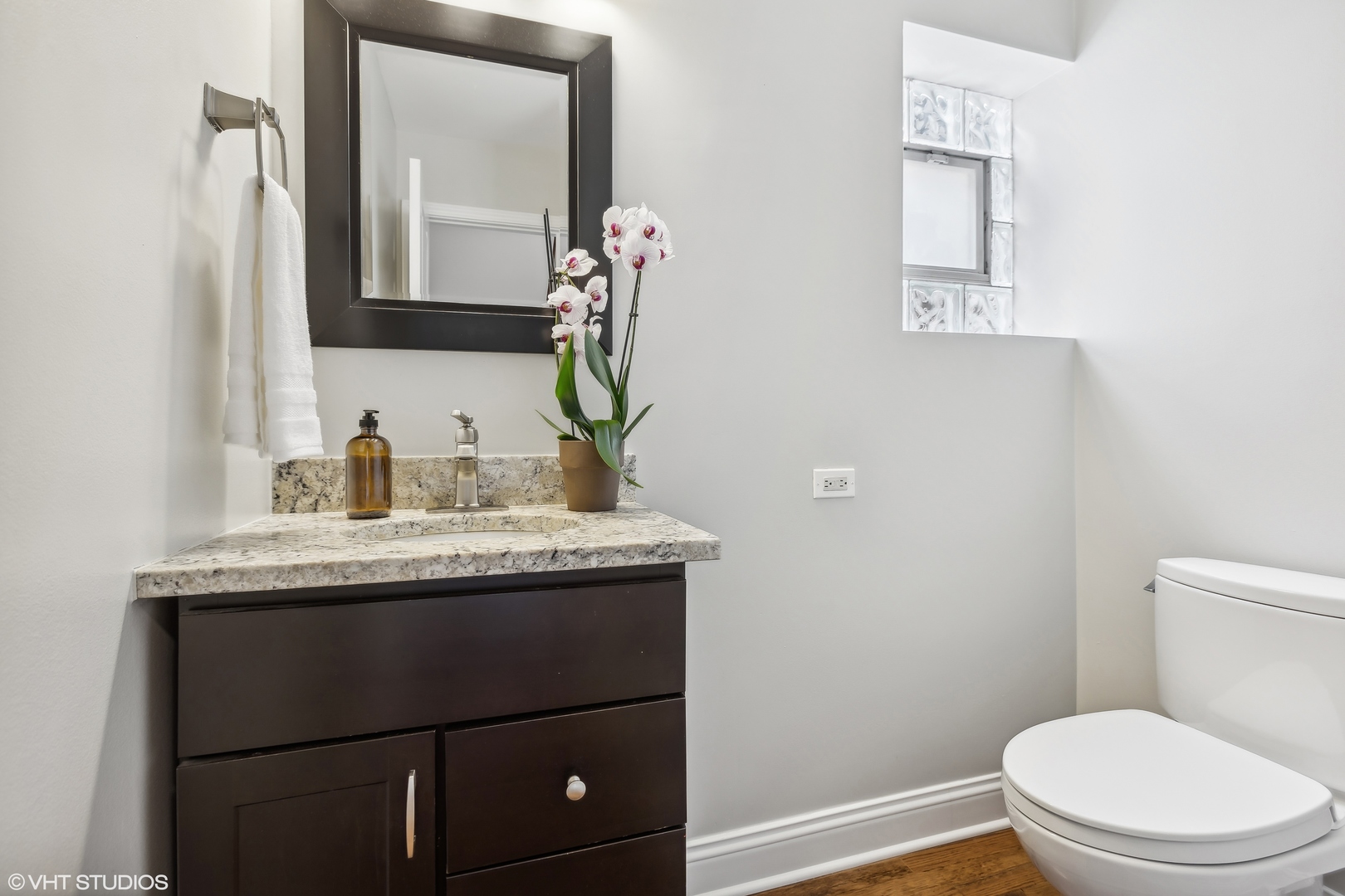 2332 W McLean Avenue