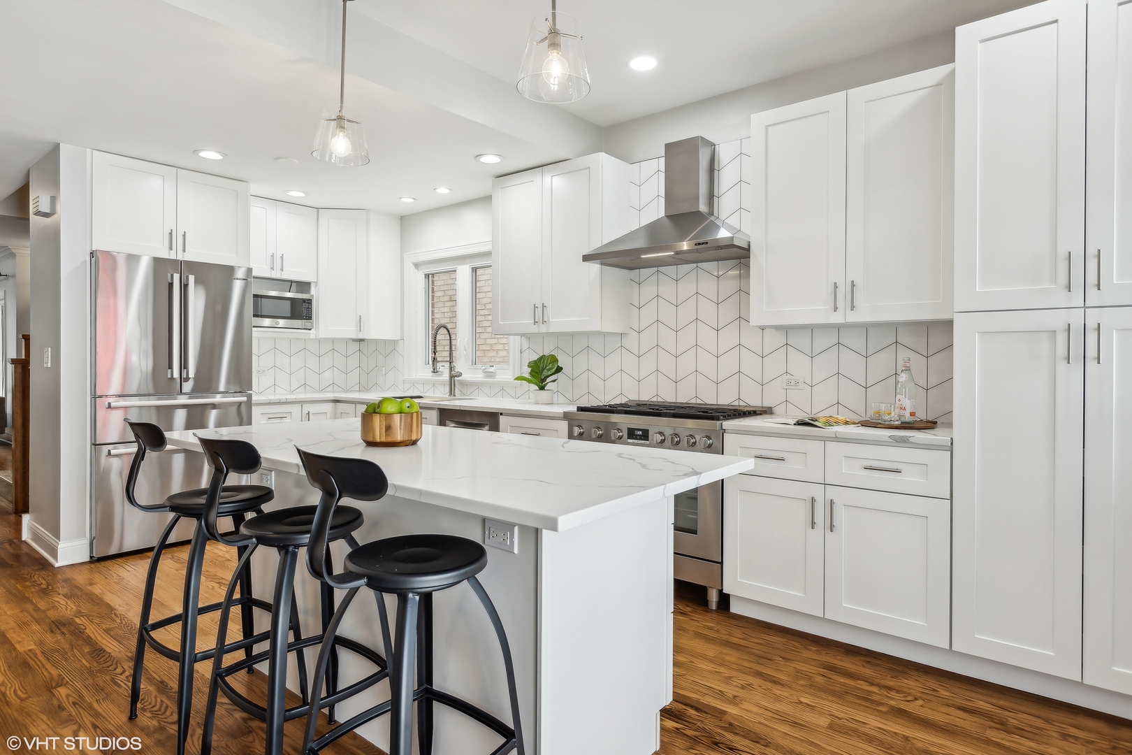 2332 W McLean Avenue