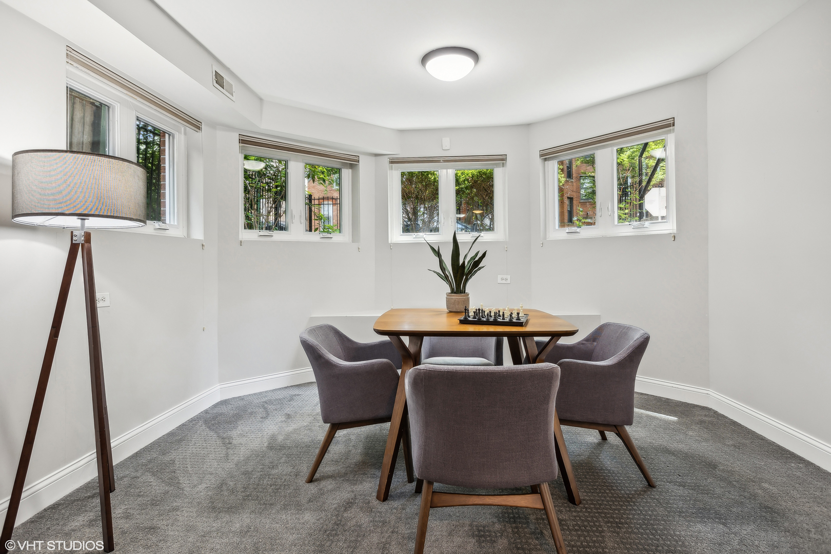 2332 W McLean Avenue