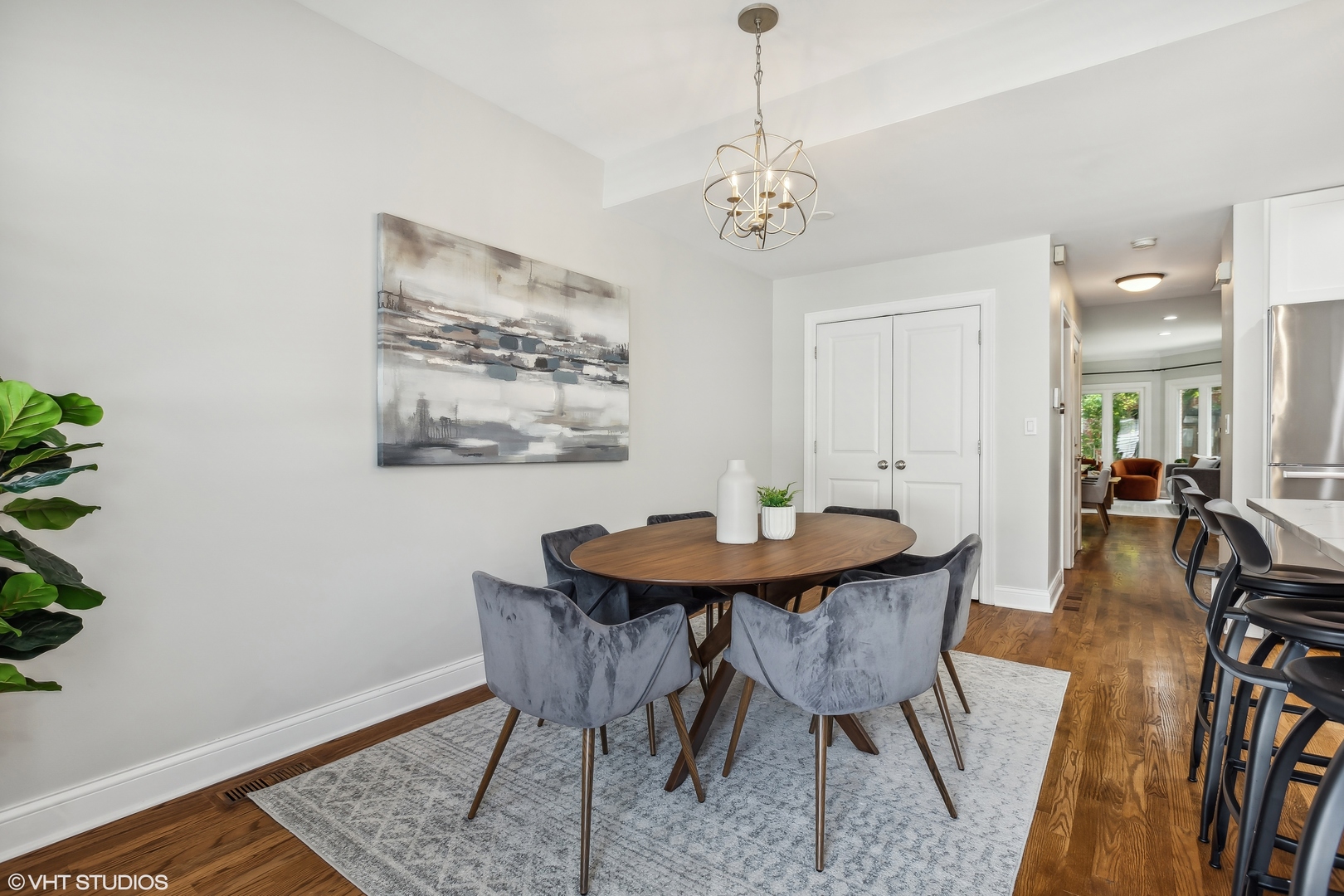 2332 W McLean Avenue