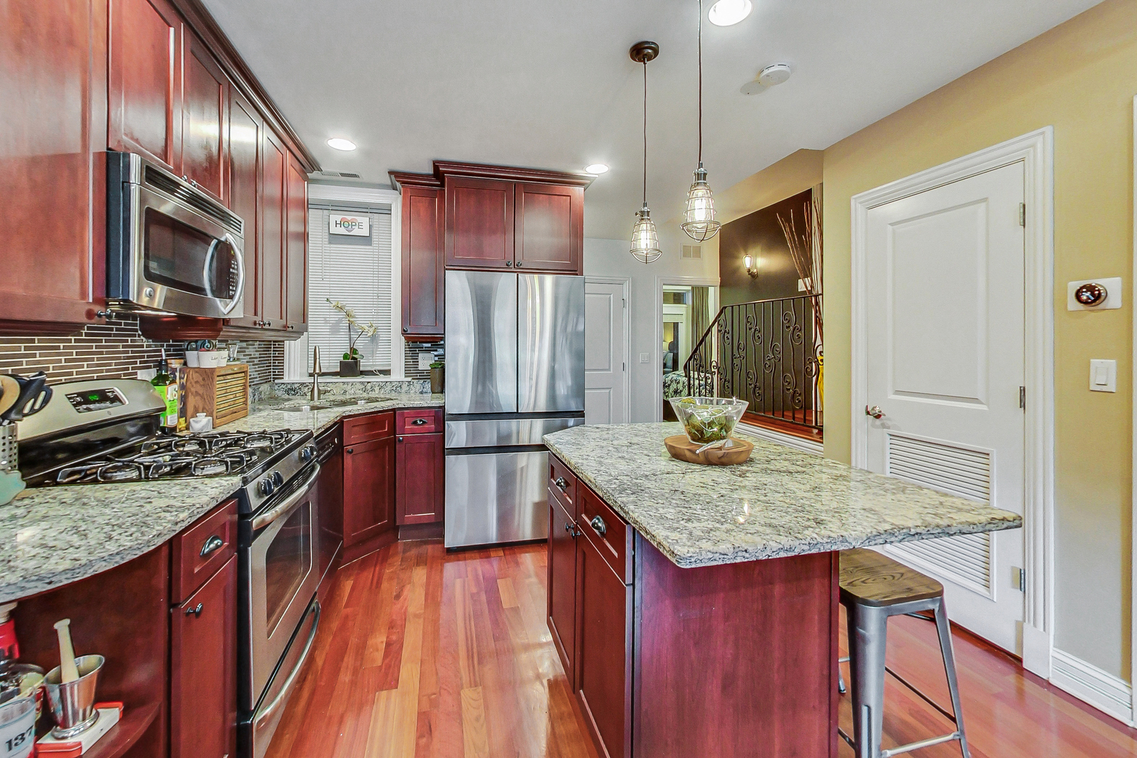 5026 N Hermitage Avenue Unit: G