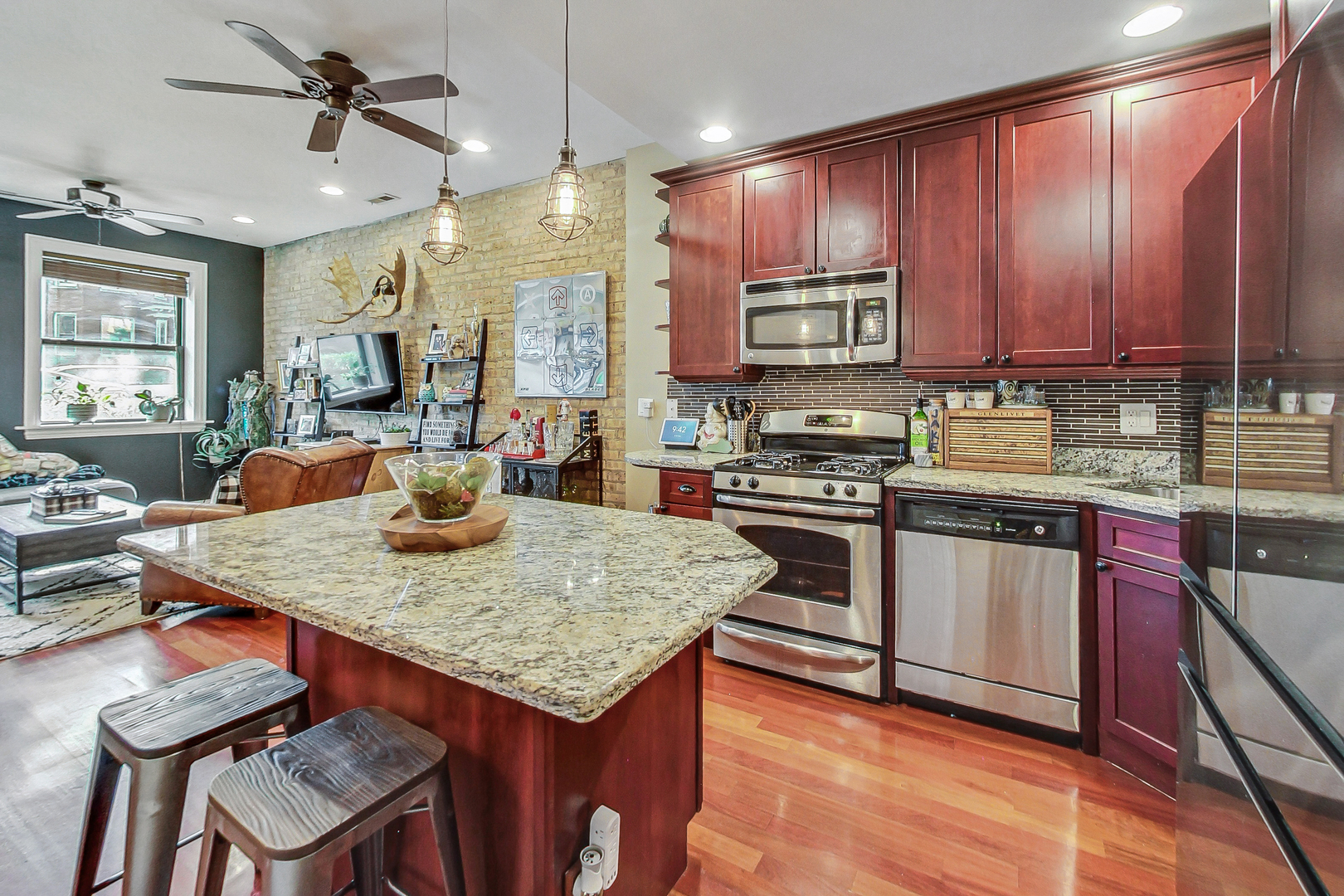 5026 N Hermitage Avenue Unit: G