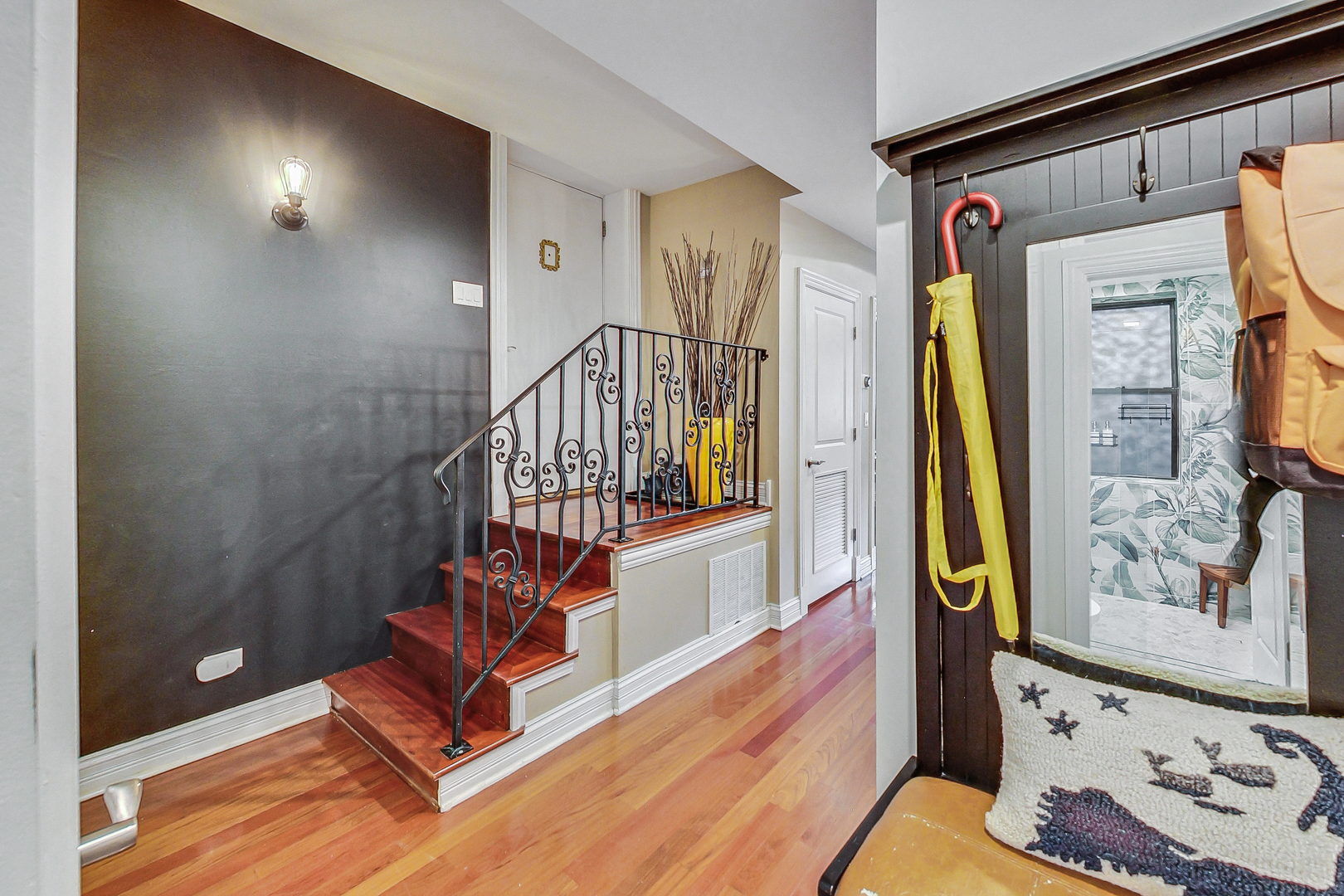 5026 N Hermitage Avenue Unit: G