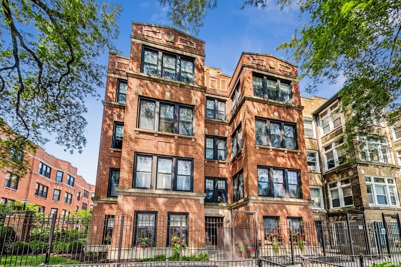 1108 W Pratt Boulevard Unit: G